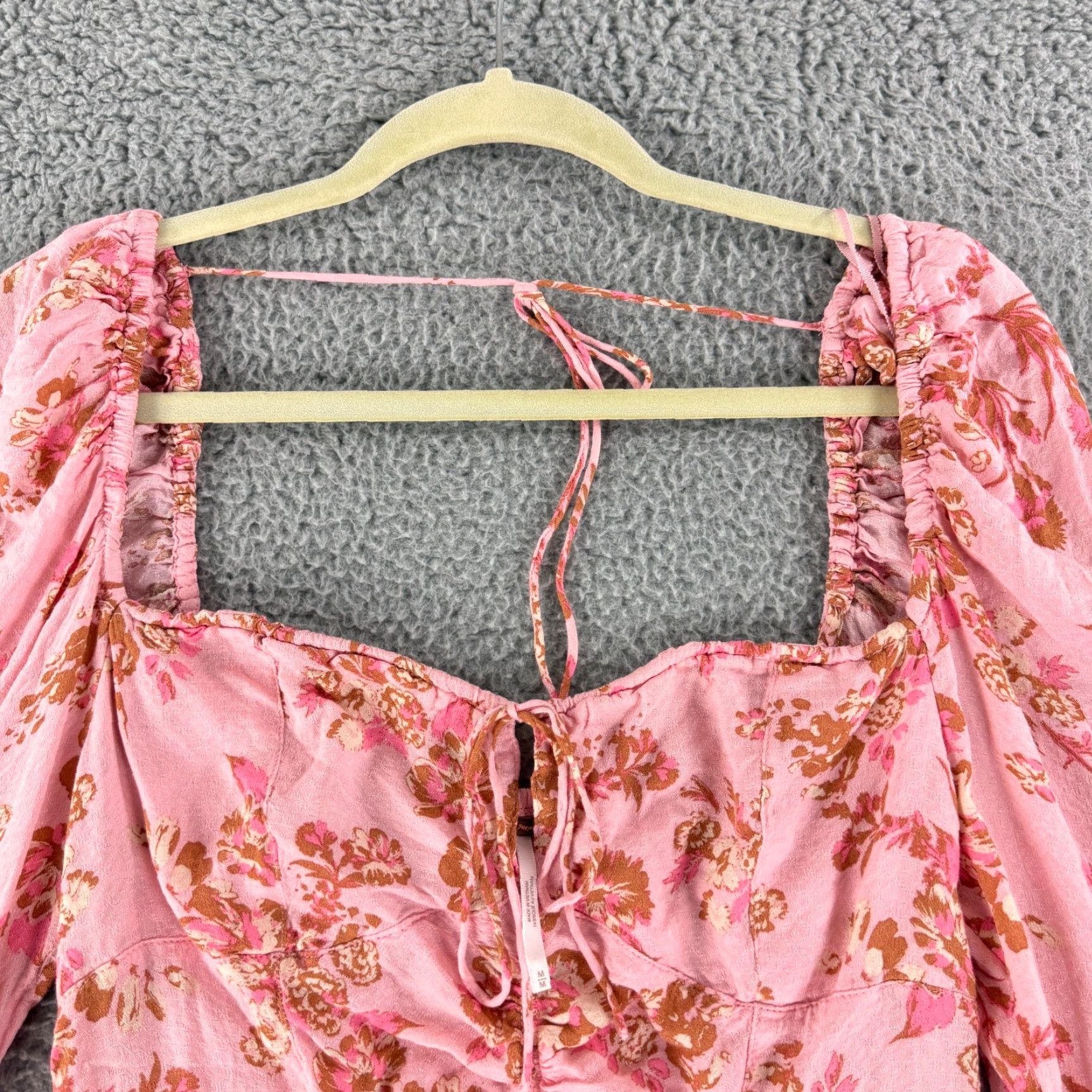 Free People Free People Hilary Top Blouse Womens M Pink Floral Long Sleeve Smocked Square Neck Size M / US 6-8 / IT 42-44 - 2 Thumbnail
