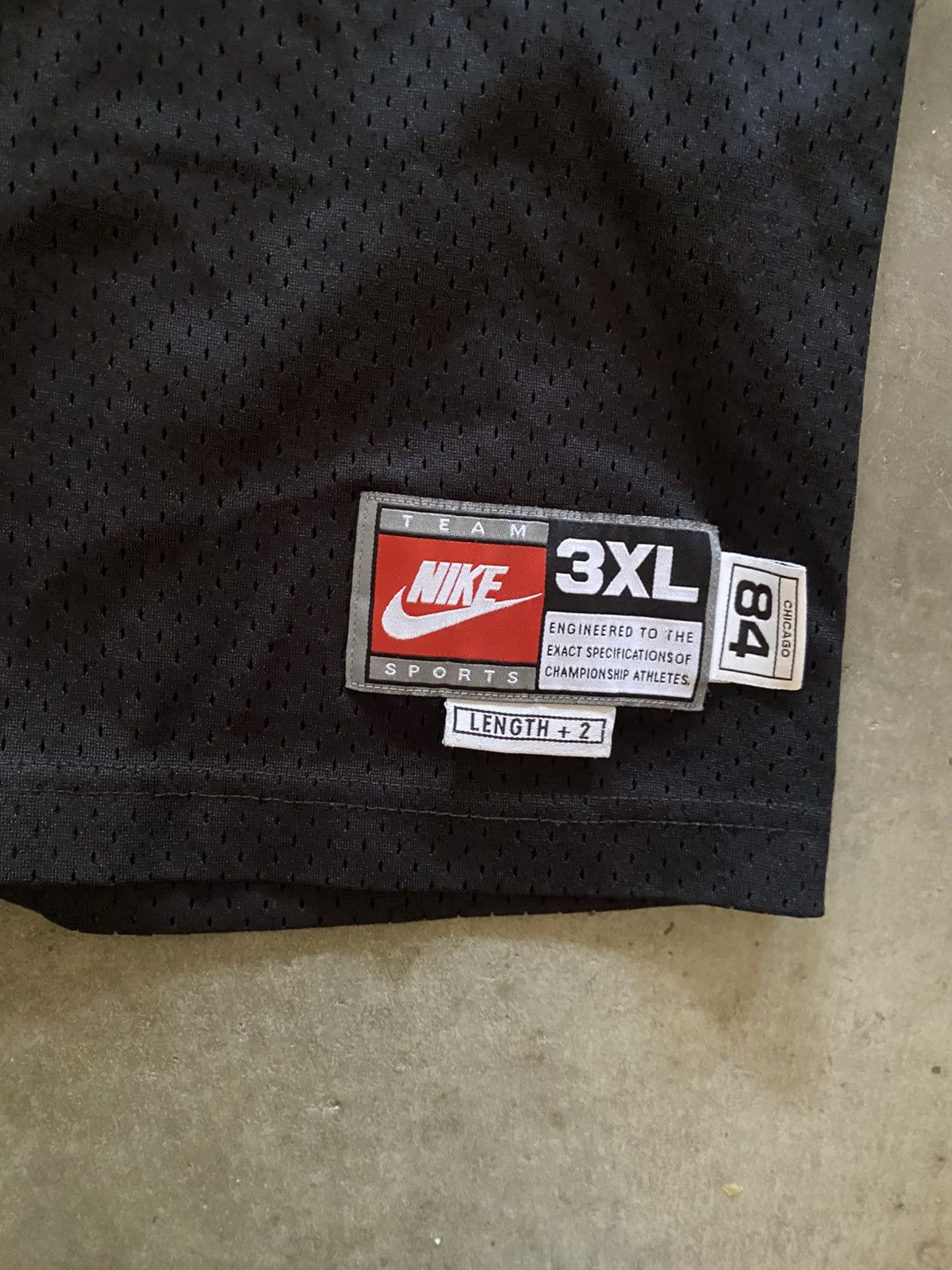 Nike XXXL Nike Vintage NBA Scottie Pippen Chicago Bulls Jersey Size US XXL / EU 58 / 5 - 2 Thumbnail