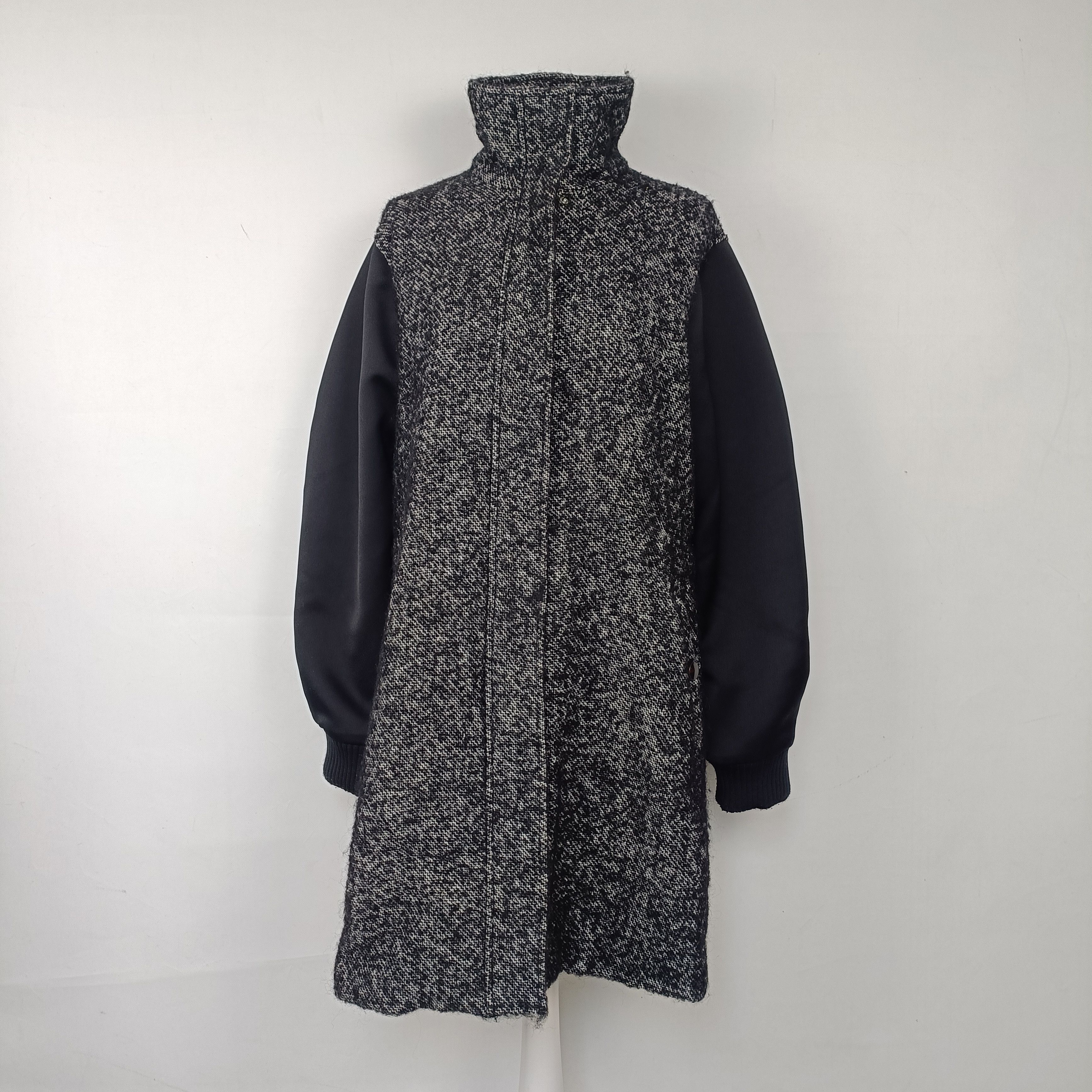 image of By Malene Birger Women's Black Wool Full Zip Coat ! (Size Small)