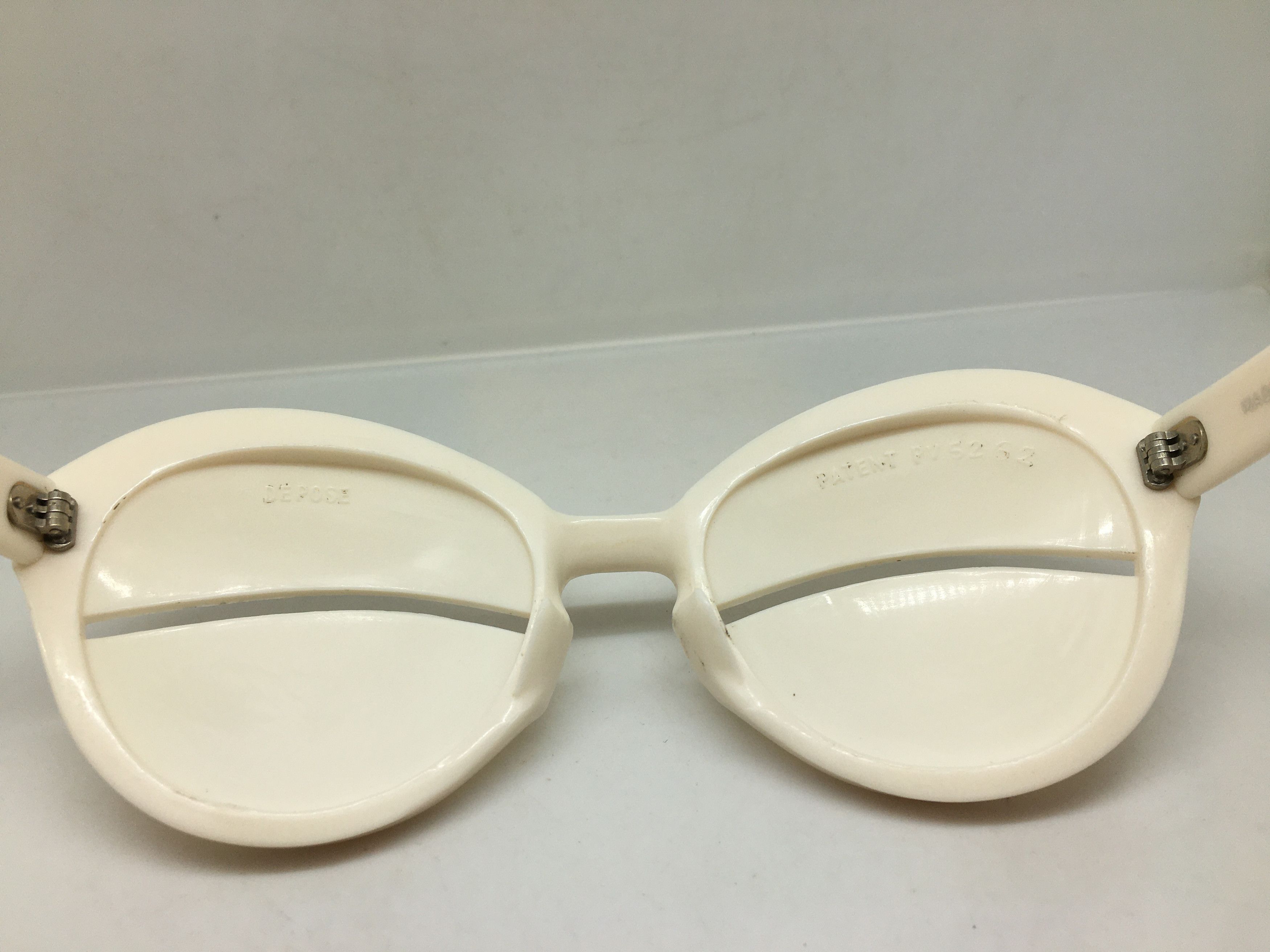 Courreges Vintage Courreges Depose Eskimo Slit Eye Sunglasses Size ONE SIZE - 6 Thumbnail