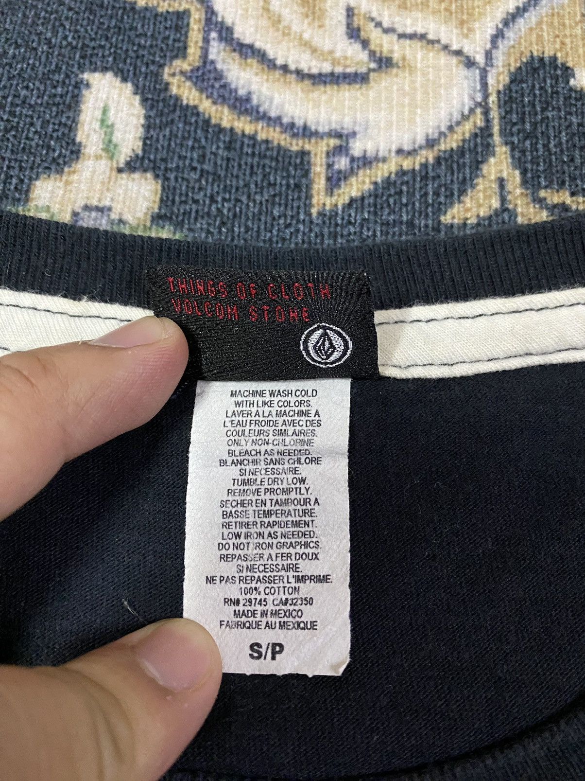Volcom Vintage Volcom Stone’s Ovqs Surf Tour Size US S / EU 44-46 / 1 - 13 Thumbnail