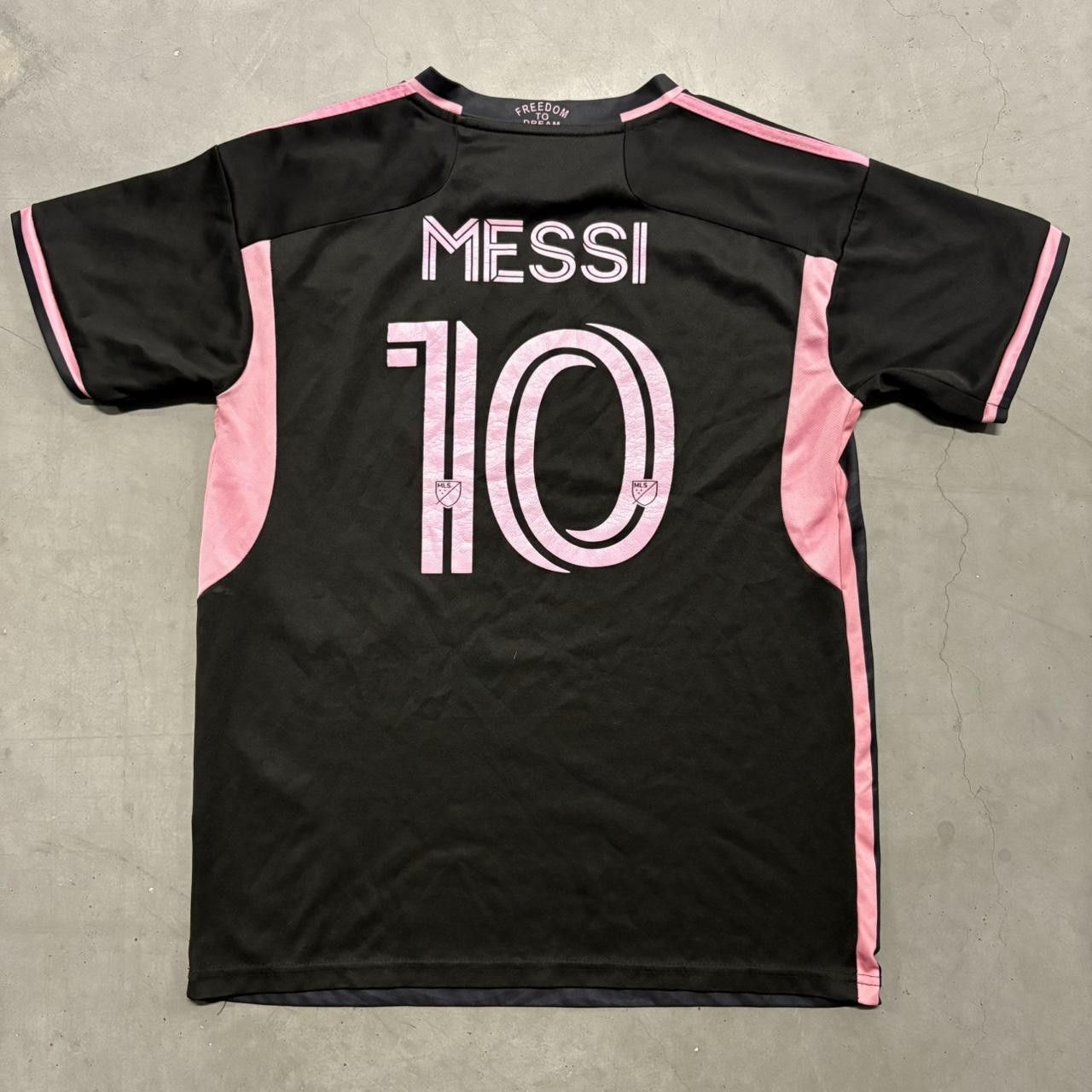 Vintage Crazy Vintage Y2K/2000s Black and Pink Lionel Messi Miami Football Soccer Jersey! Size US M / EU 48-50 / 2 - 2 Thumbnail