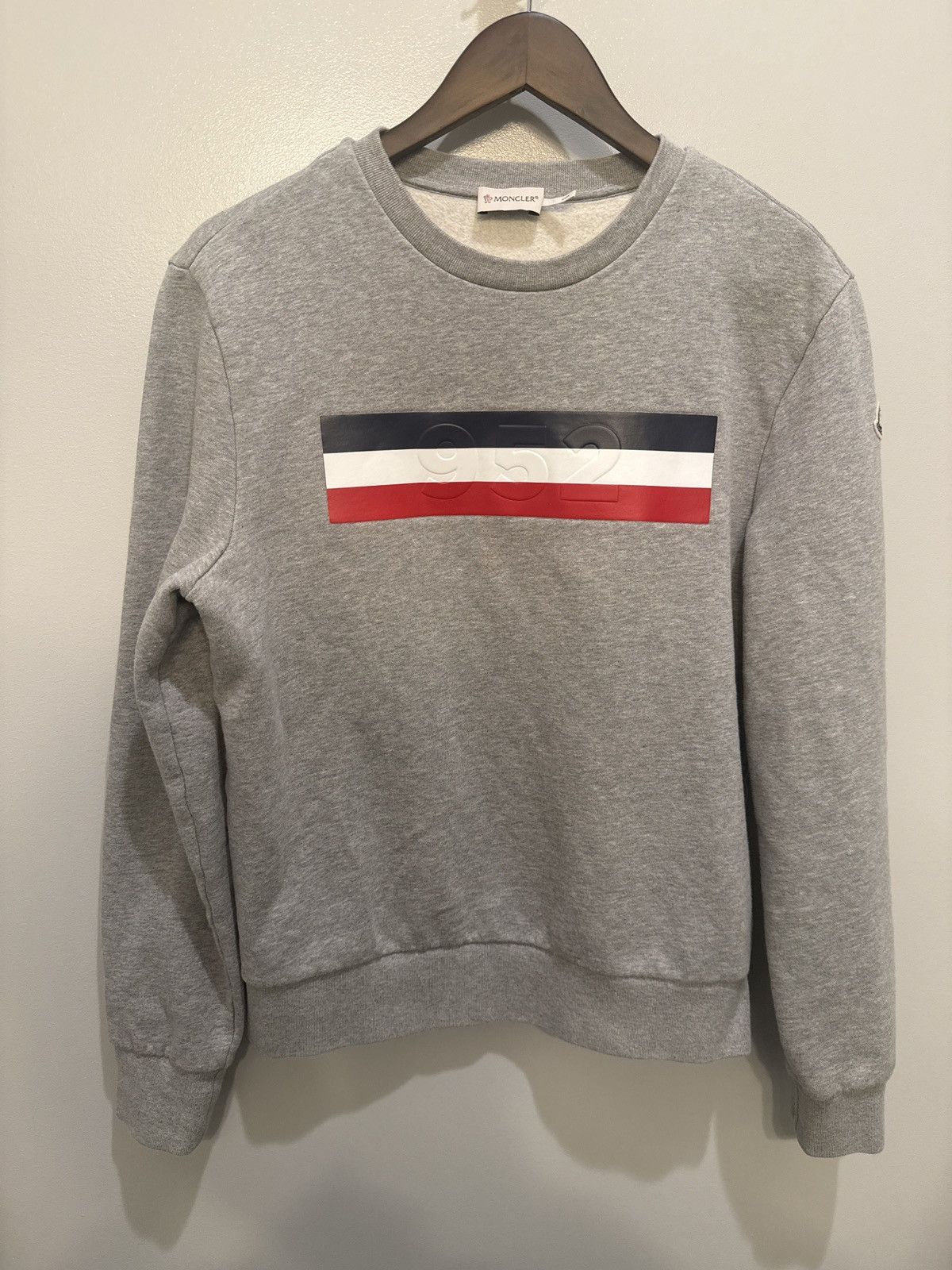 Moncler grey 952 sweater Size US S / EU 44-46 / 1 - 1 Thumbnail
