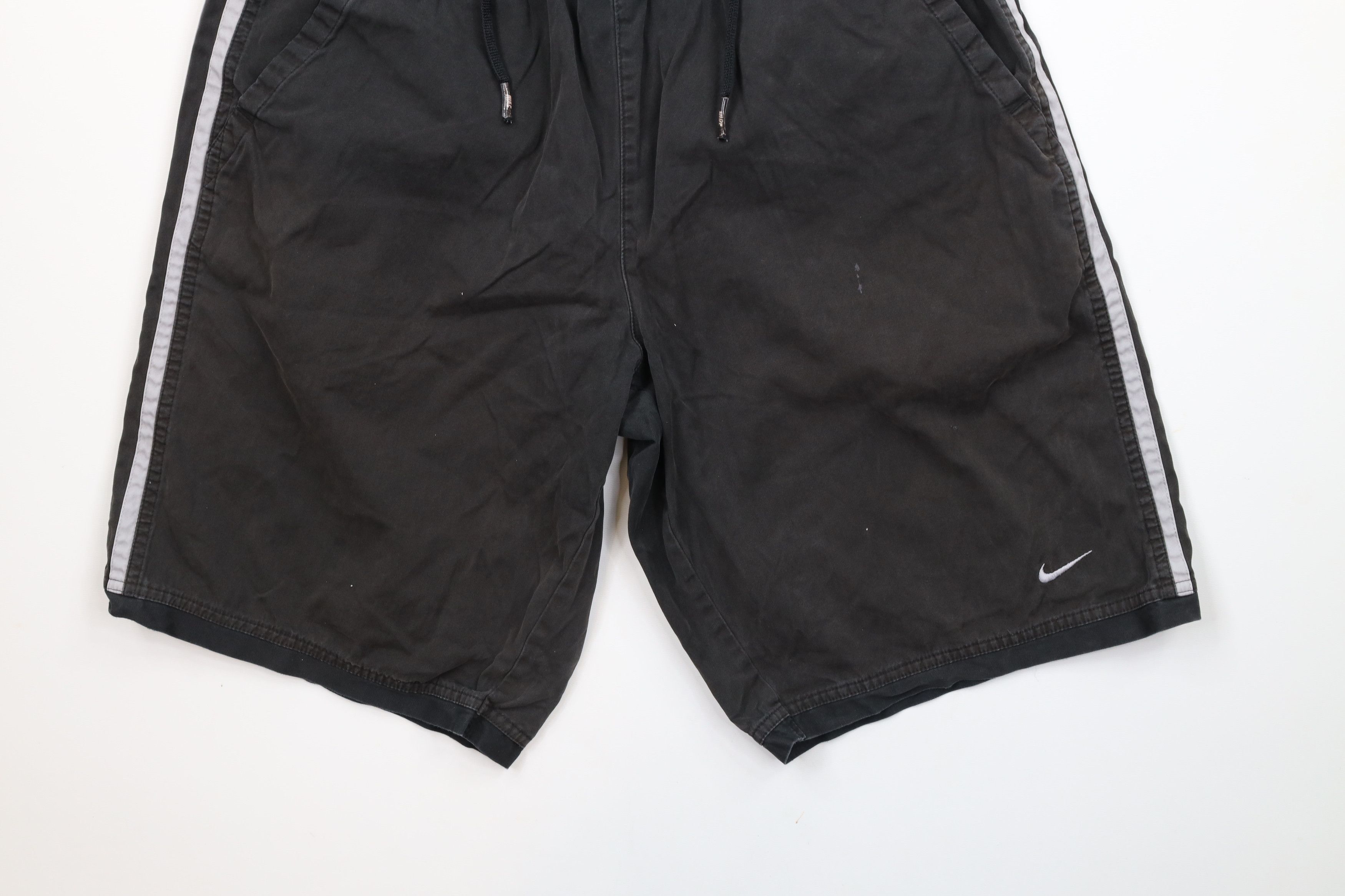 Nike × Vintage Vintage Nike Scott Mini Swoosh Striped Above Knee Shorts Size US 32 / EU 48 - 4 Thumbnail