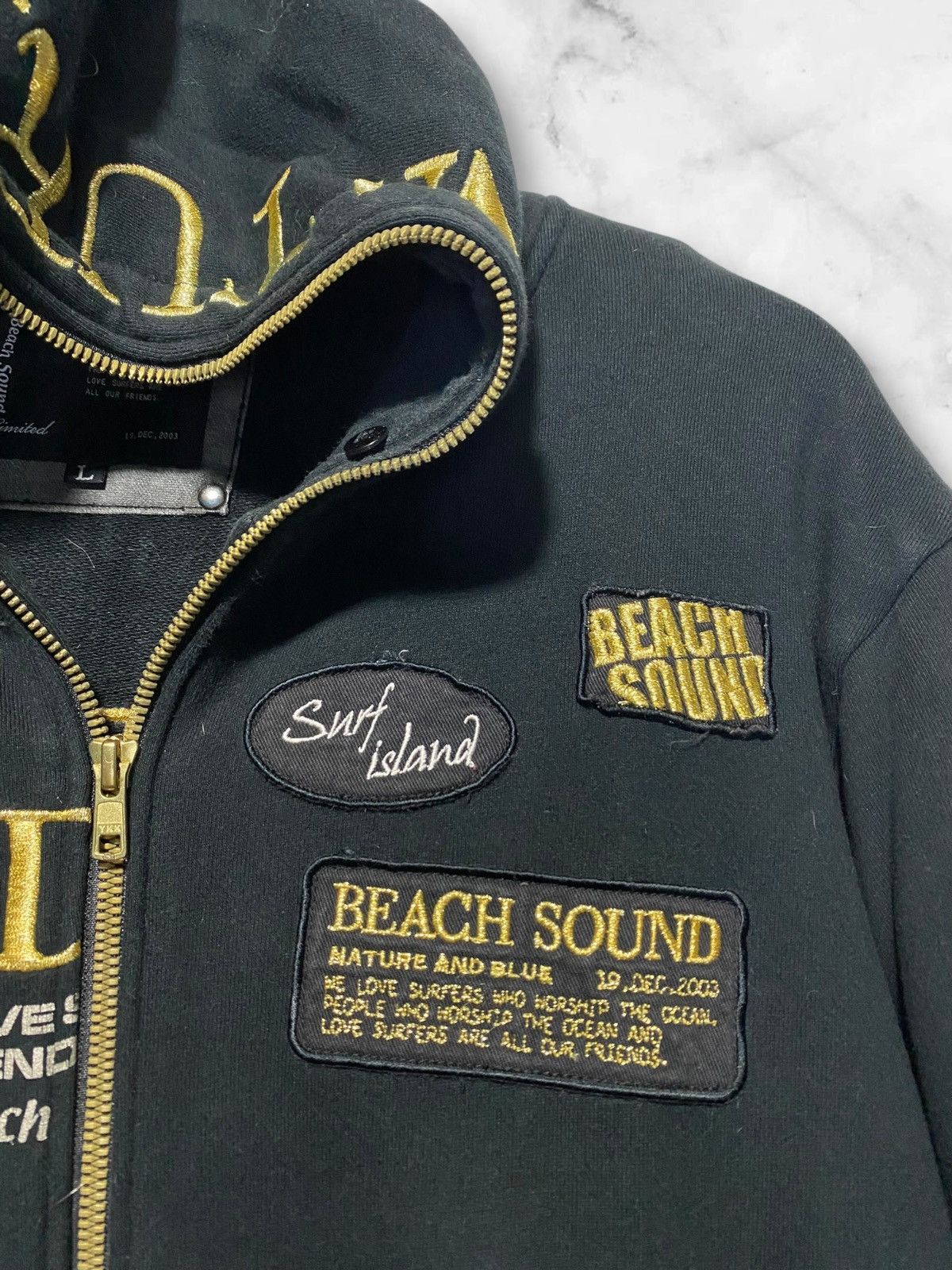 Japanese Brand removable fur Beach Sound embroidery fur hoodie Size US L / EU 52-54 / 3 - 9 Thumbnail