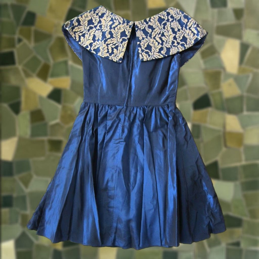 Vintage Evening Chic Lola Berent Blue Satin Empire Dress 11/12, Vintage, Collared, Gold Floral, Knee Length, Short Sleeve, Party/Cocktail, Women Size L / US 10 / IT 46 - 1 Thumbnail