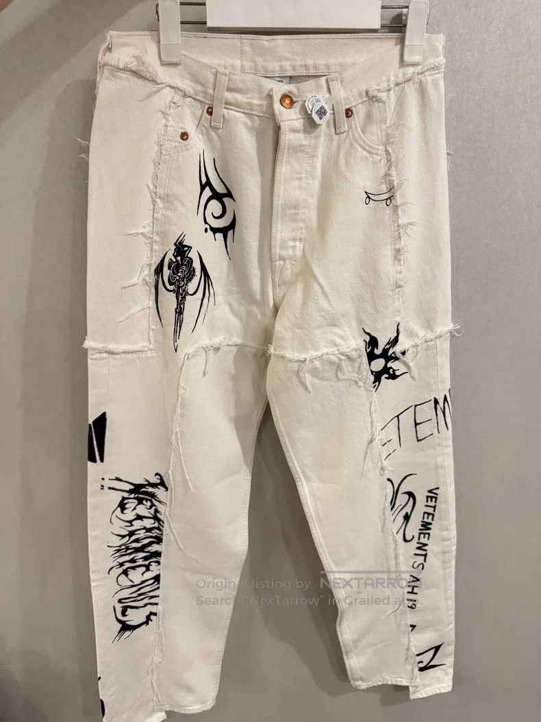 VETEMENTS size L White tribal print denim pants