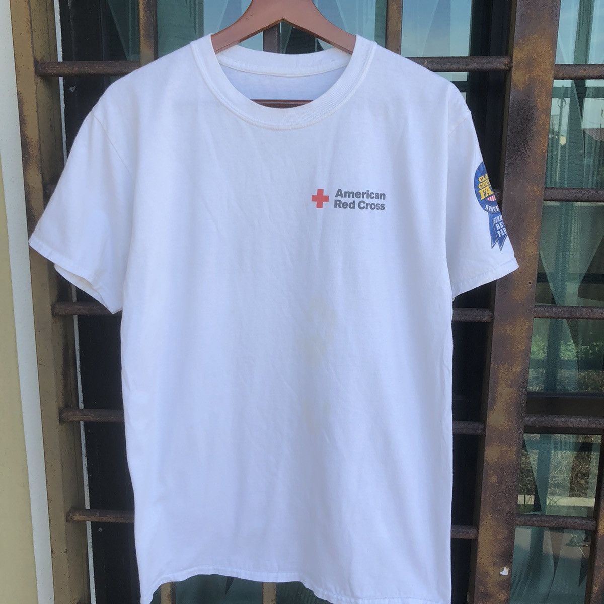Band Tees Ameriac Red Cross Rock’n Roll Up Uour Sleeve Shirt Size US M / EU 48-50 / 2 - 3 Thumbnail