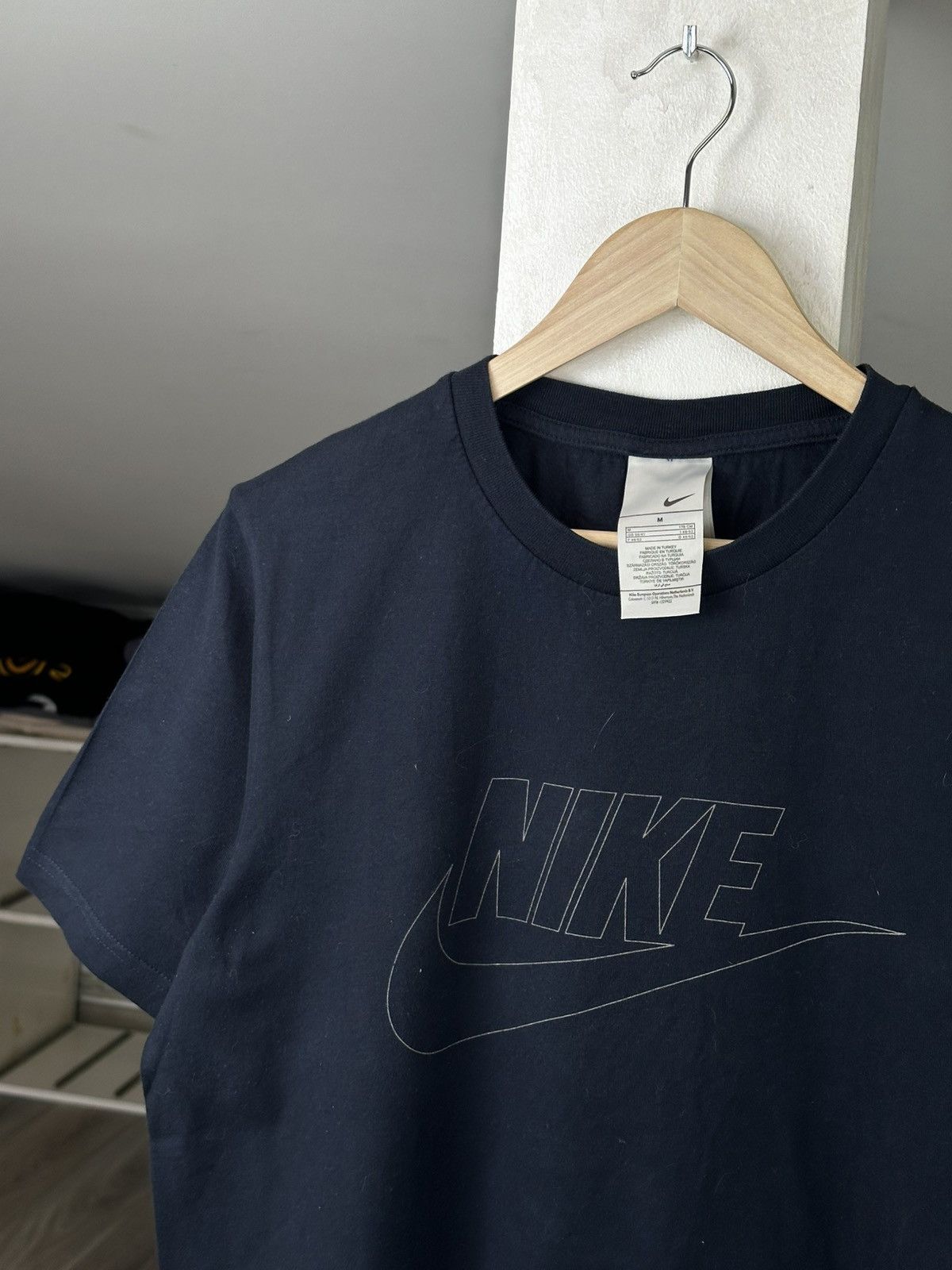 Vintage Vintage Nike Y2K Logo Tee Size US M / EU 48-50 / 2 - 2 Thumbnail