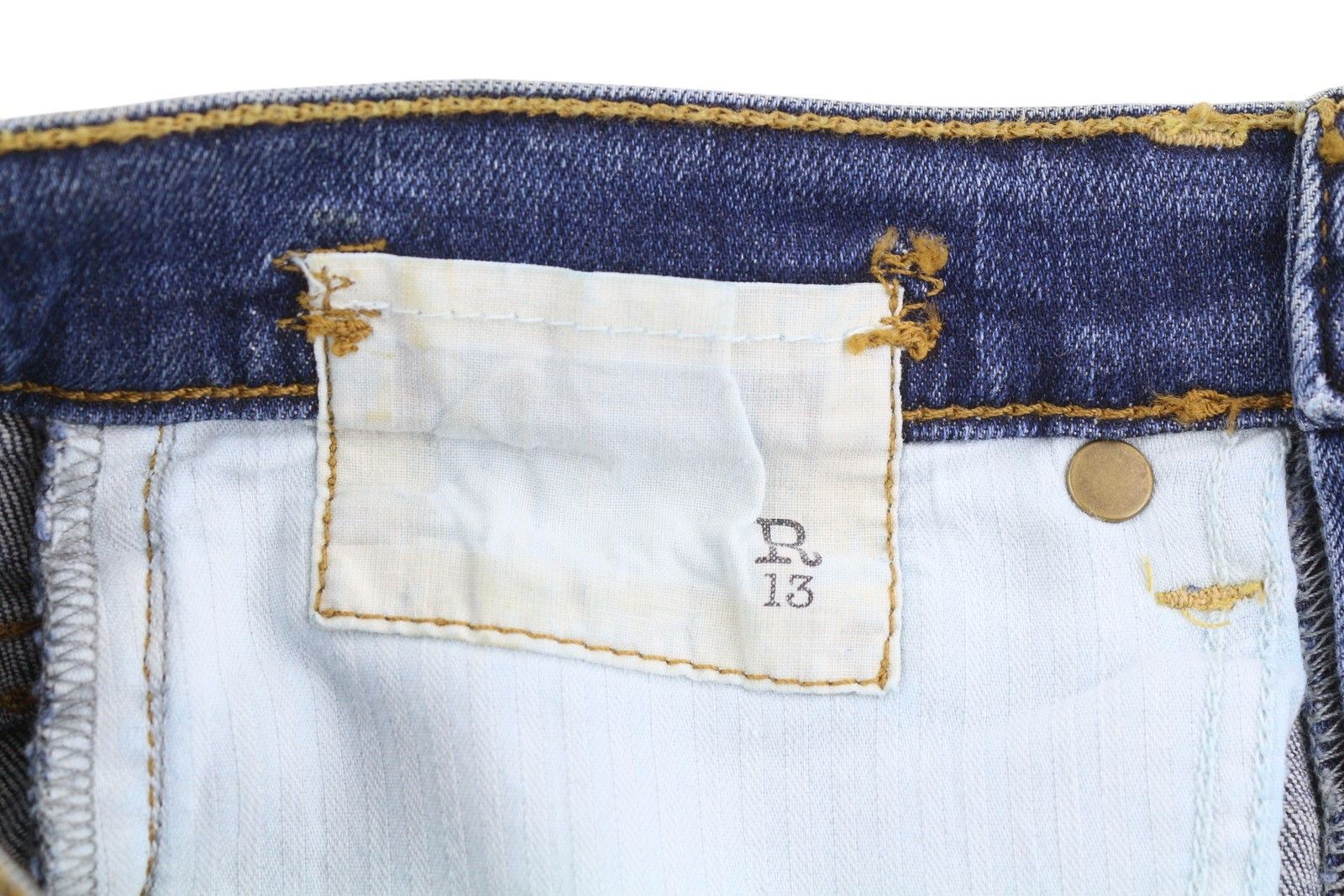 R13 THE DROP 25 Crosby Faded Dirty Look Cropped Crotch 86484 Size 25" / US 0 / IT 36 - 11 Thumbnail