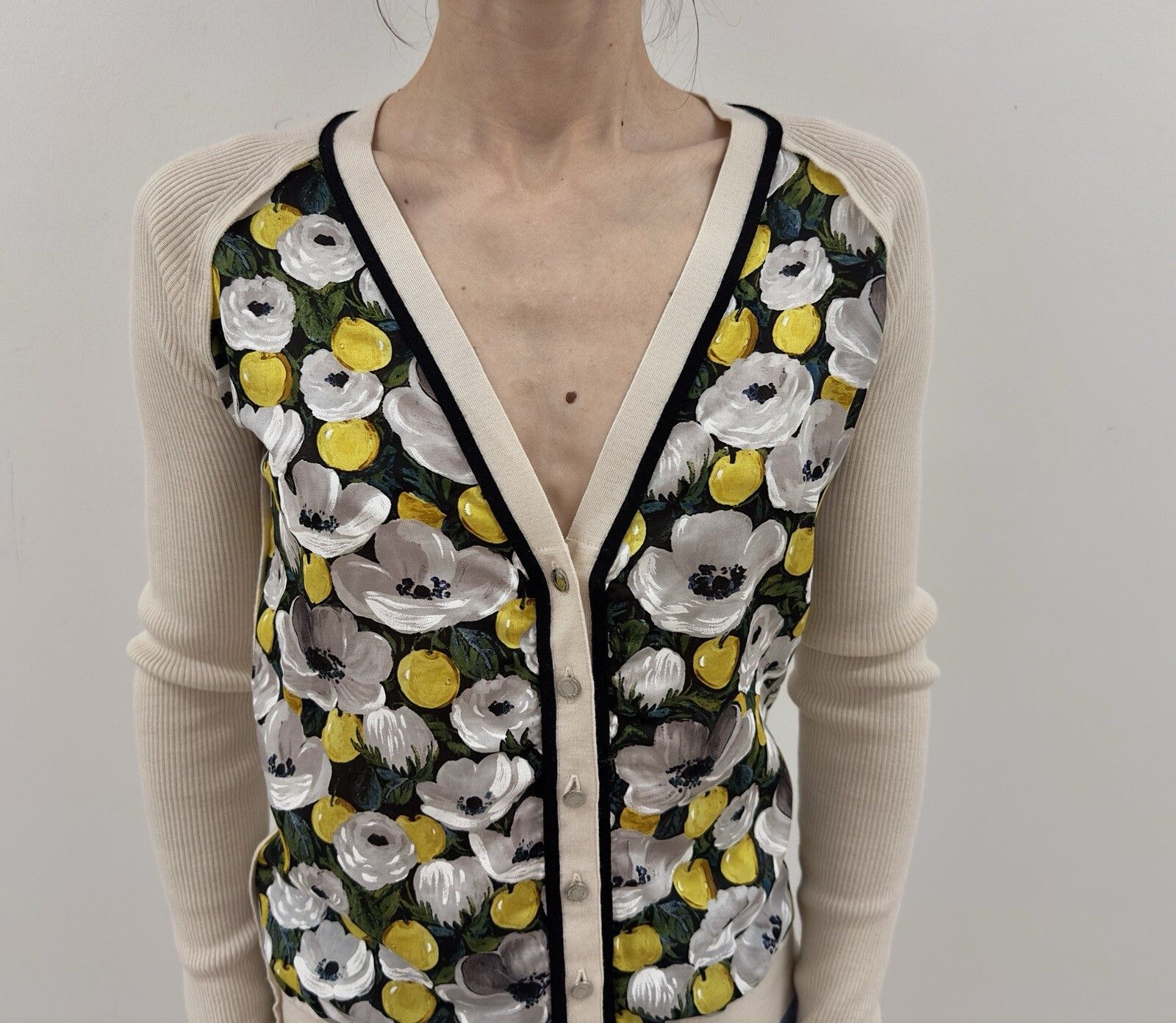 Louis Vuitton Louis Vuitton Womens Sweater Cardigan Floral Print Size S / US 4 / IT 40 - 2 Thumbnail