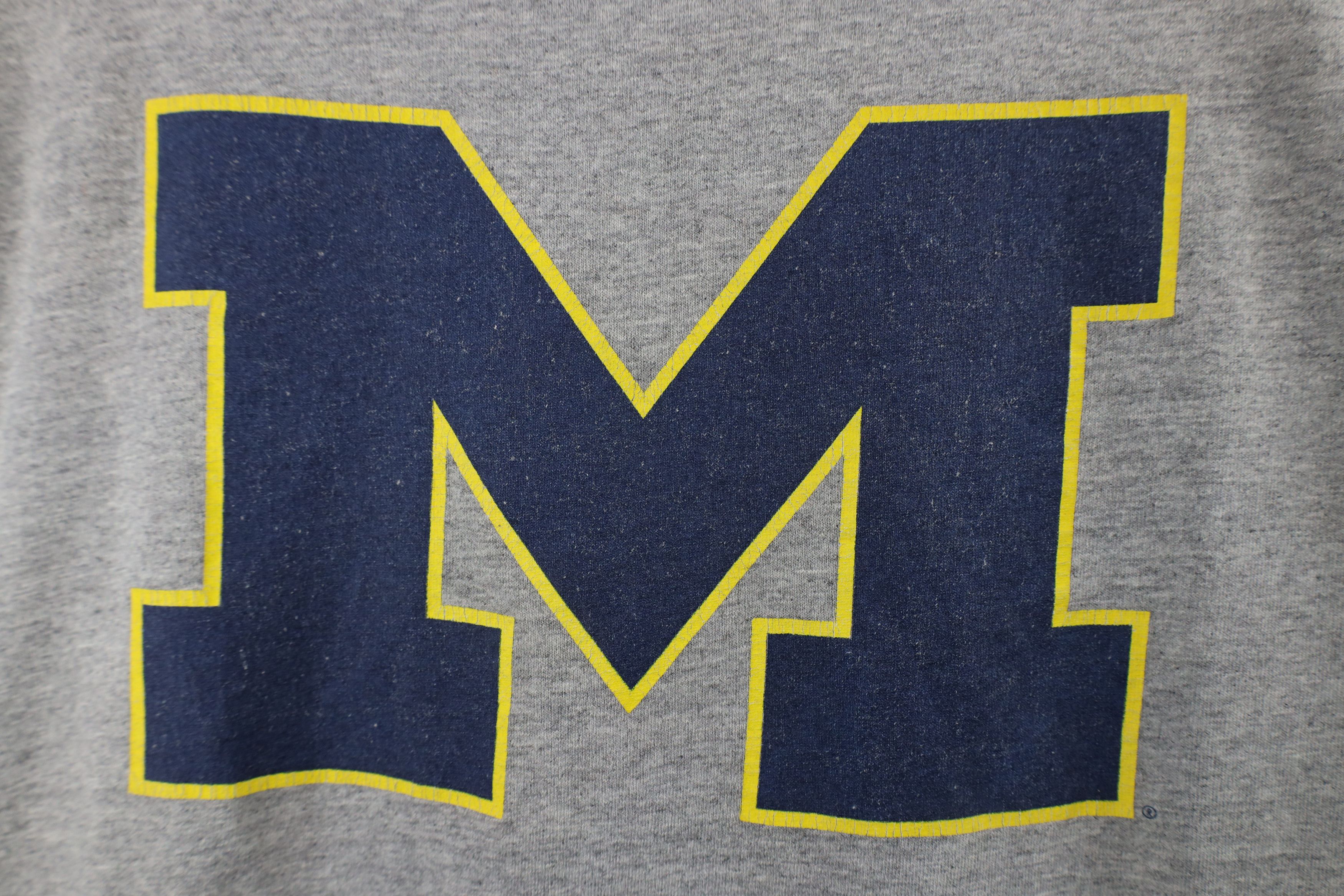 Nike × Vintage Vintage Nike Mini Swoosh University of Michigan T-Shirt Size US L / EU 52-54 / 3 - 11 Thumbnail