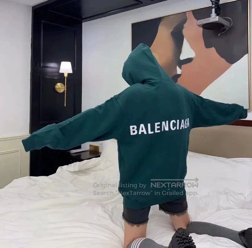 Balenciaga Balenciaga Green Logo Back Hoodie M. Size US M / EU 48-50 / 2 - 4 Thumbnail