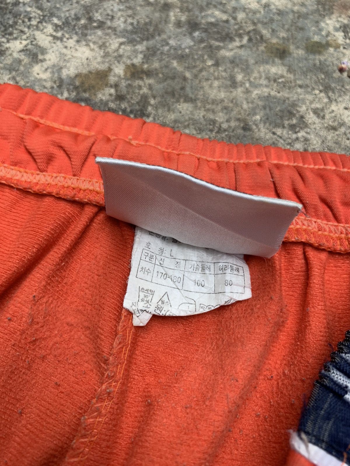 Kappa × Vintage Vintage 90s Kappa Taped Orange Shorts Size US 37 - 5 Thumbnail
