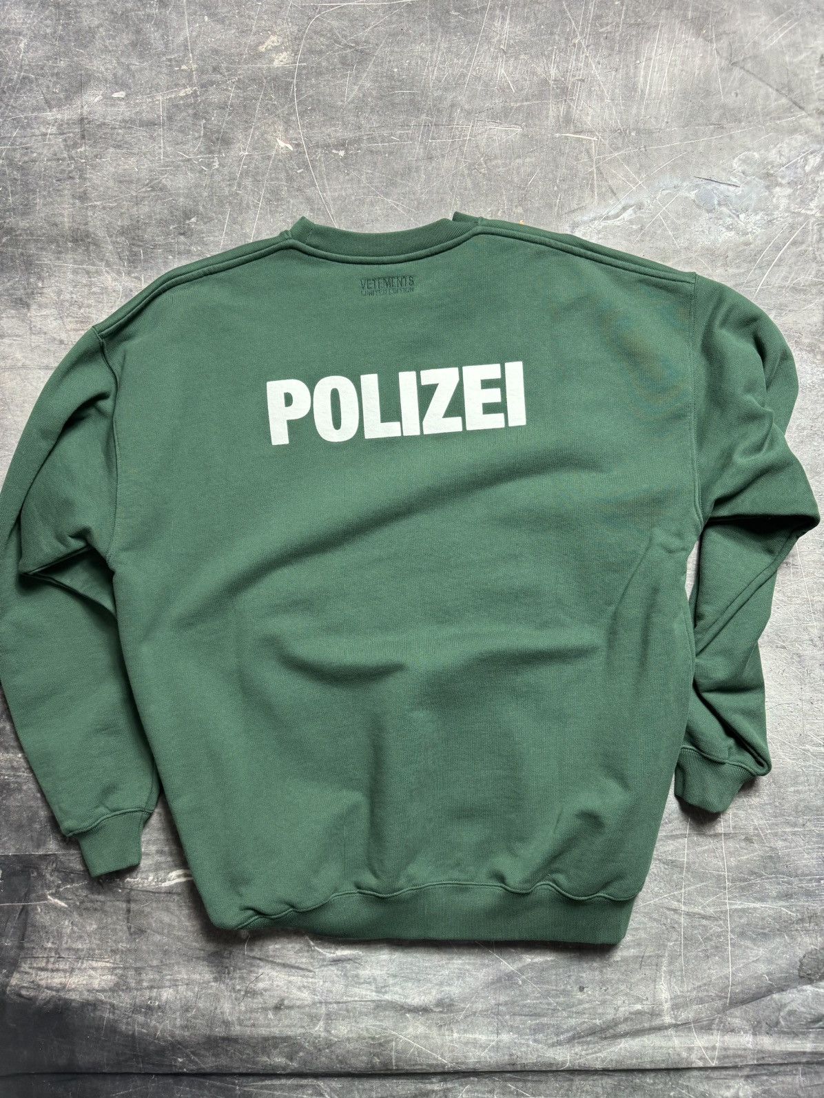 Vetements Vetements Polizei Crewneck Sweatshirt Size US M / EU 48-50 / 2 - 2 Thumbnail