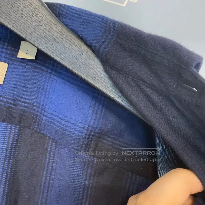 Burberry Burberry Men's Dark Blue Cotton Shirt. Size US L / EU 52-54 / 3 - 4 Thumbnail
