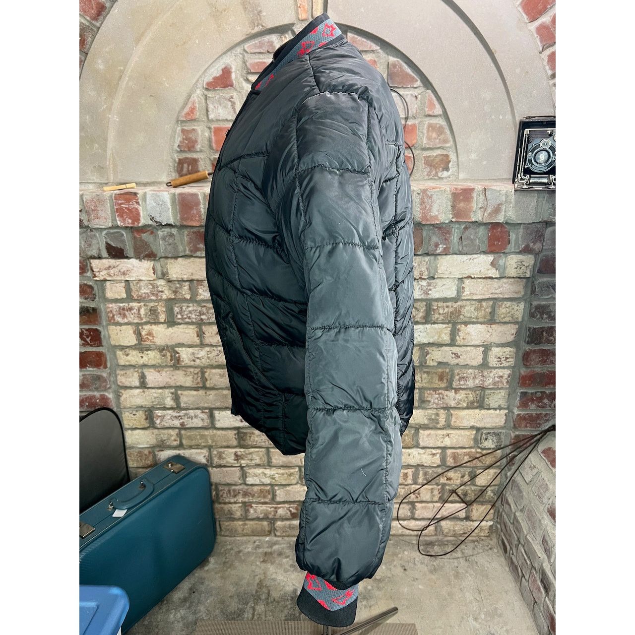Walls walls puffer coat ski coat black red 1970s Size US L / EU 52-54 / 3 - 6 Thumbnail