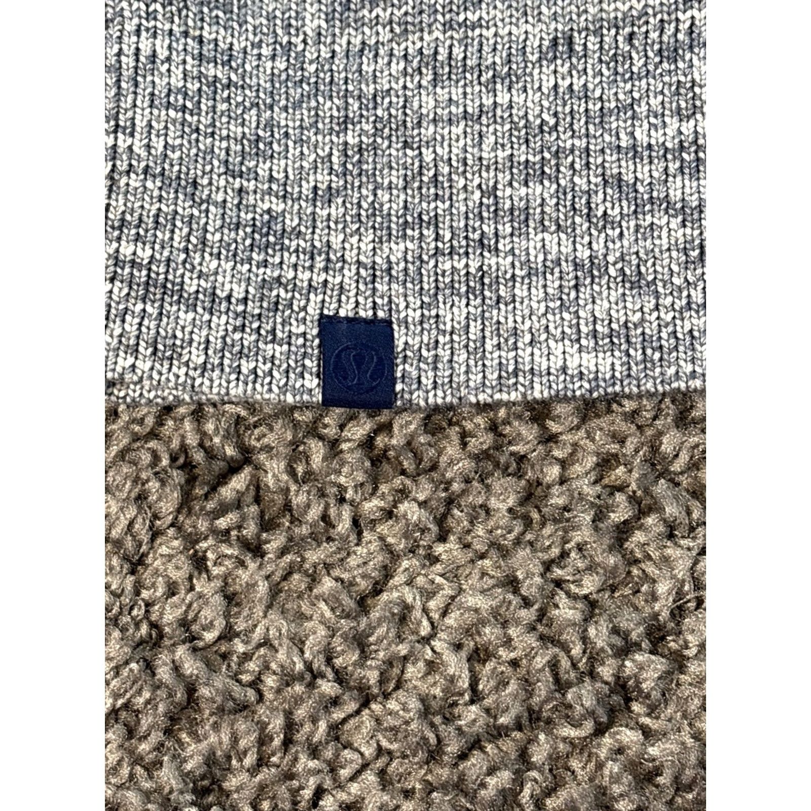 Lululemon Lululemon Sweater Mens M Gray Textured Knit Crew Neck Pullover Stretch Regular Knit Logo Casual Long Sleeve Size US M / EU 48-50 / 2 - 6 Thumbnail