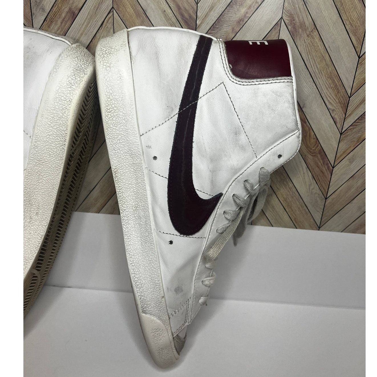 Nike Nike Blazer Mid '77 Vintage Sneakers White/Team Red Men 10.5 Size US 10.5 / EU 43-44 - 9 Thumbnail