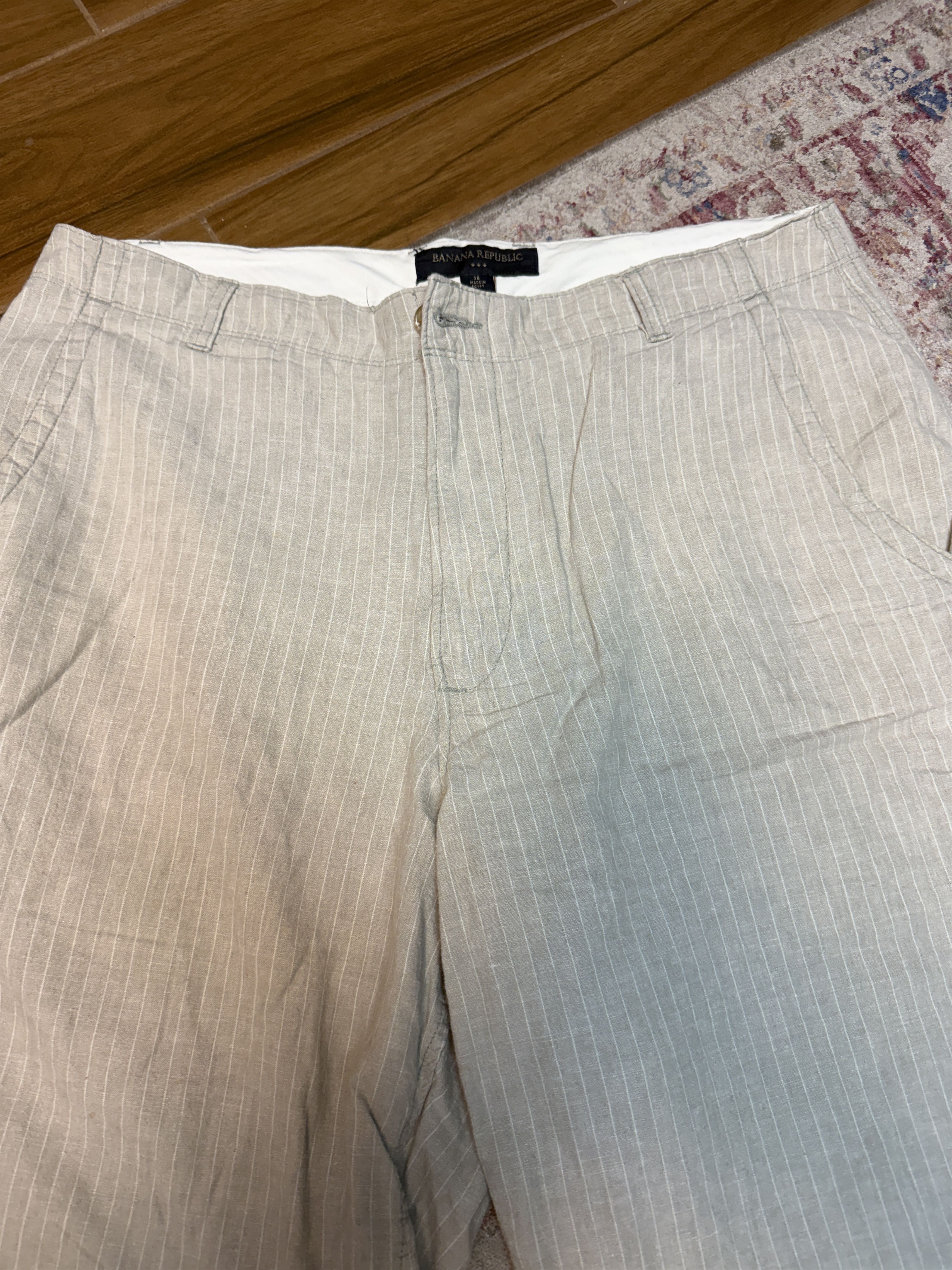 Banana Republic Banana Republic Men's Stripped Light Cream Khaki Shorts Size US 36 / EU 52 - 2 Thumbnail