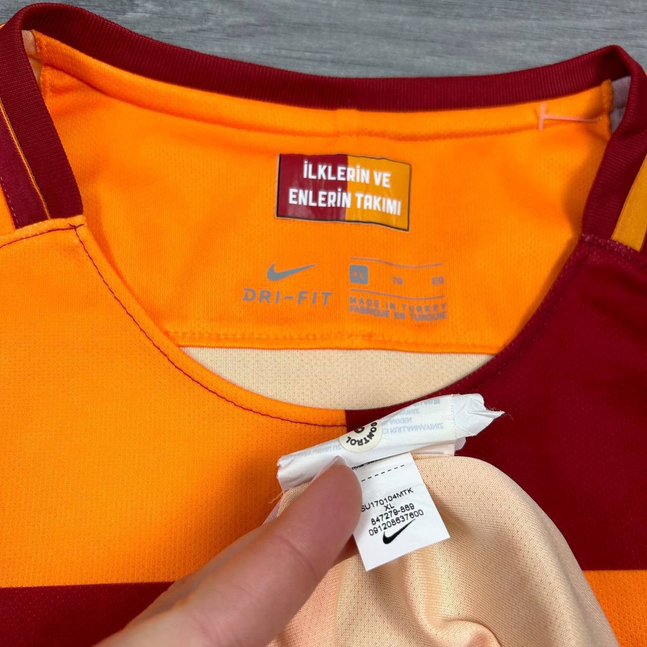 Nike × Vintage GALATASARAY 2017 2018 HOME SHIRT FOOTBALL SOCCER JERSEY NIKE Size US XL / EU 56 / 4 - 4 Thumbnail