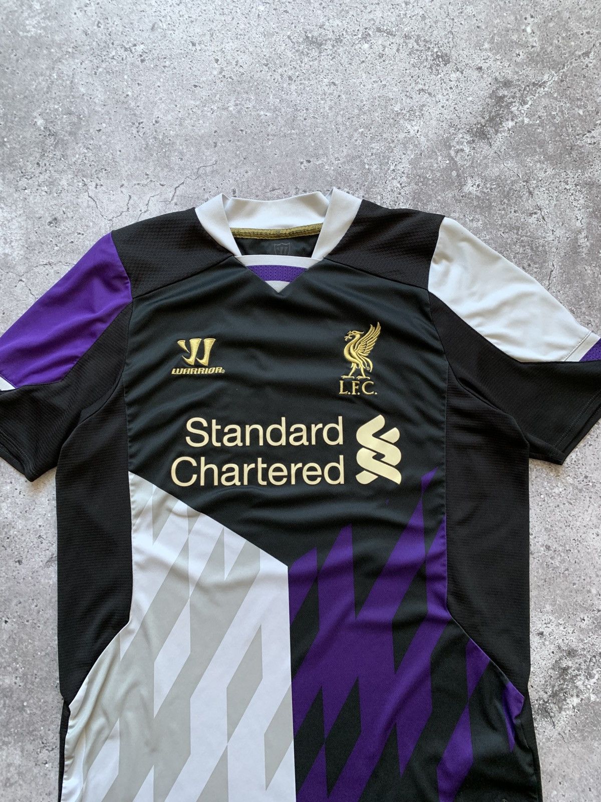 Warrior 🔥WARRIOR LIVERPOOL 2013 2014 AWAY SOCCER JERSEY Size US M / EU 48-50 / 2 - 3 Thumbnail