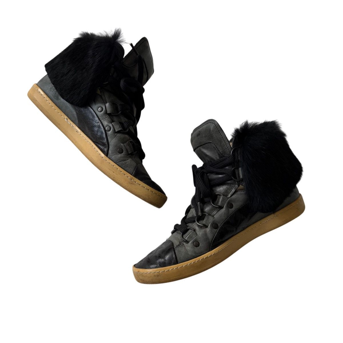 Alexander McQueen × Puma Alexander McQueen & Puma Rabbit Fur Black Leather Sneakers Size US 7 / IT 37 - 3 Thumbnail