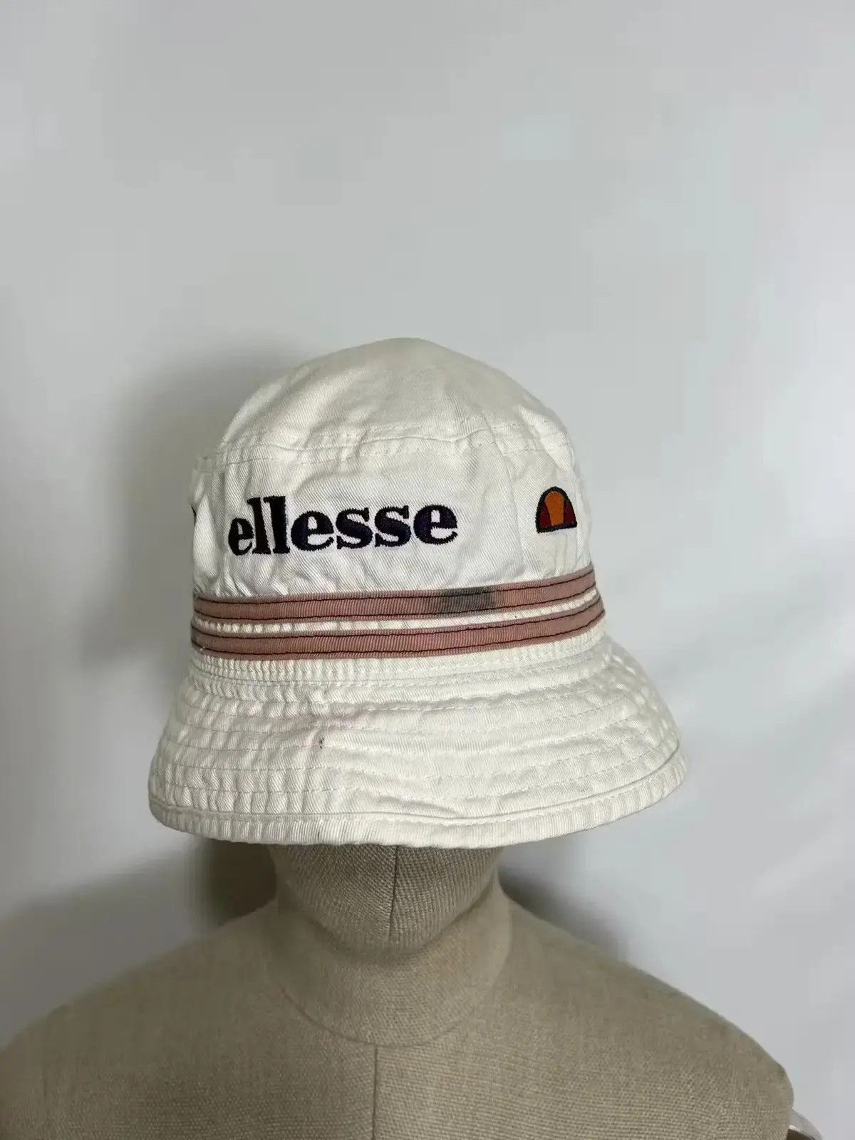 Ellesse × Vintage Vintage Ellesse bucket Hat Size ONE SIZE - 1 Thumbnail