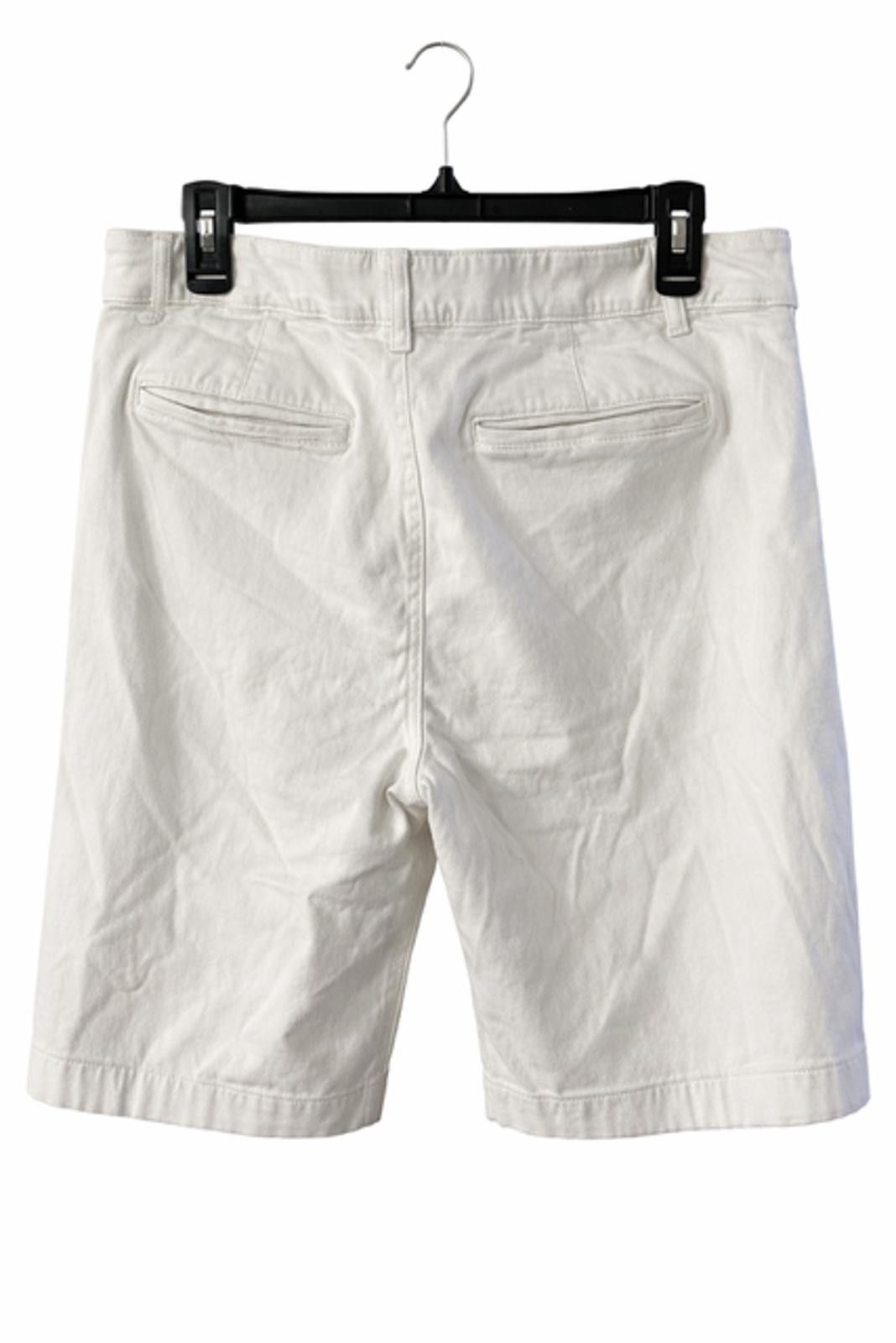 St. Johns Bay St. John's Bay White Bermuda Shorts Size 16 Size US 34 / EU 50 - 3 Thumbnail