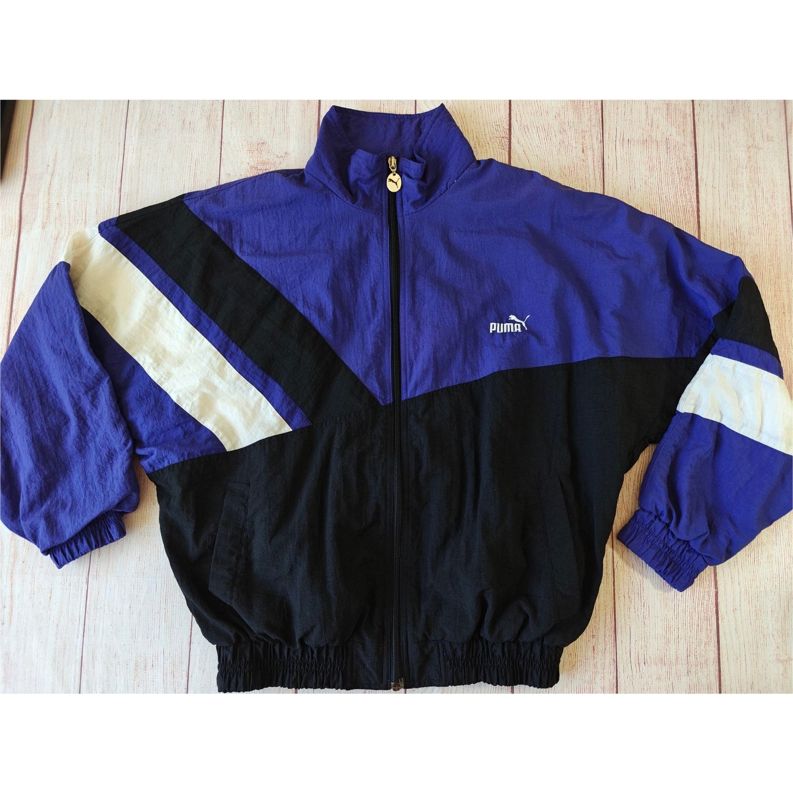Vintage Vintage Puma 90s oversized track jacket/windbreaker sz XXS Size XXS / US 00 / IT 34 - 7 Thumbnail