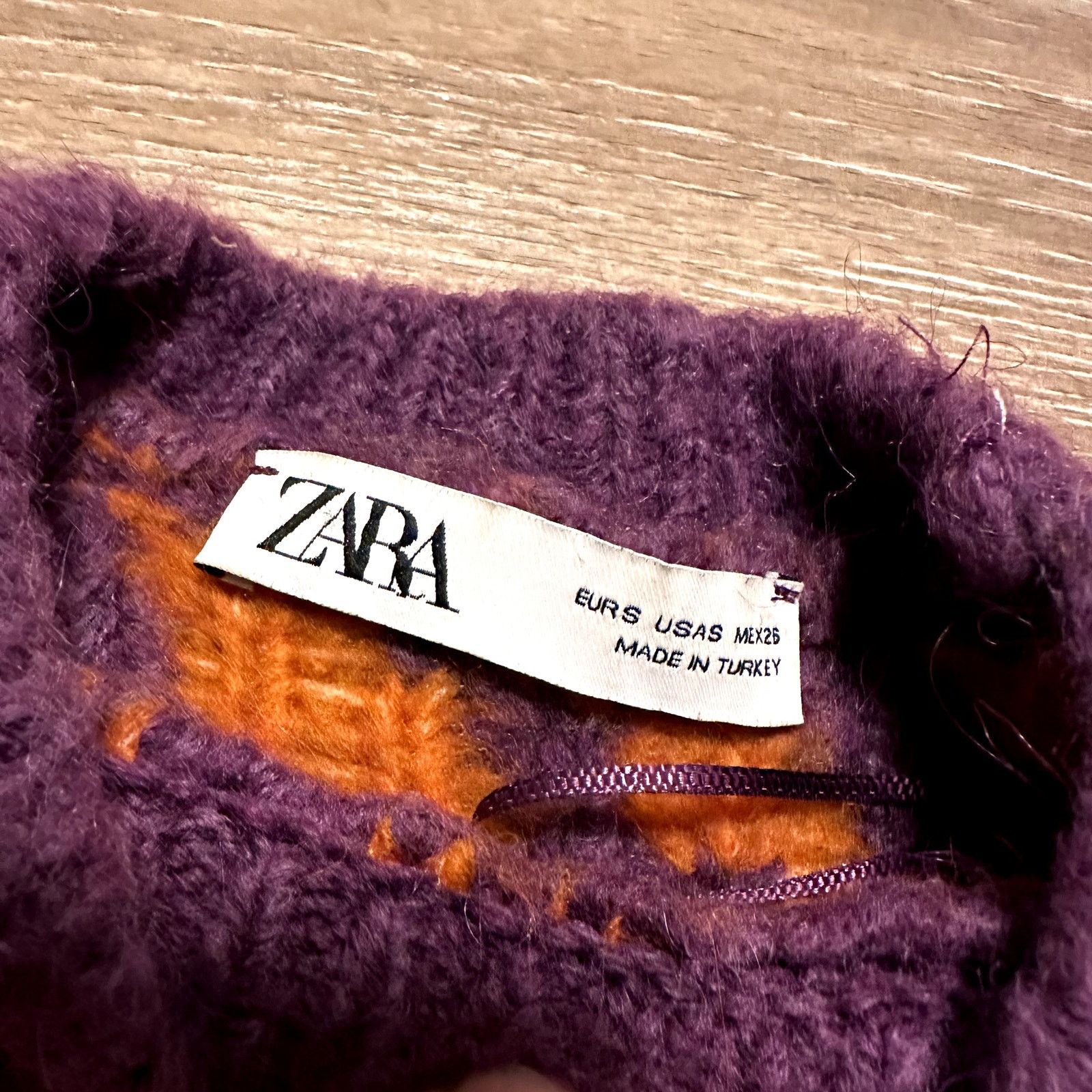 Zara Women's 90s Crop Rave Gorpcore Pullover Sweater Small Size S / US 4 / IT 40 - 3 Thumbnail