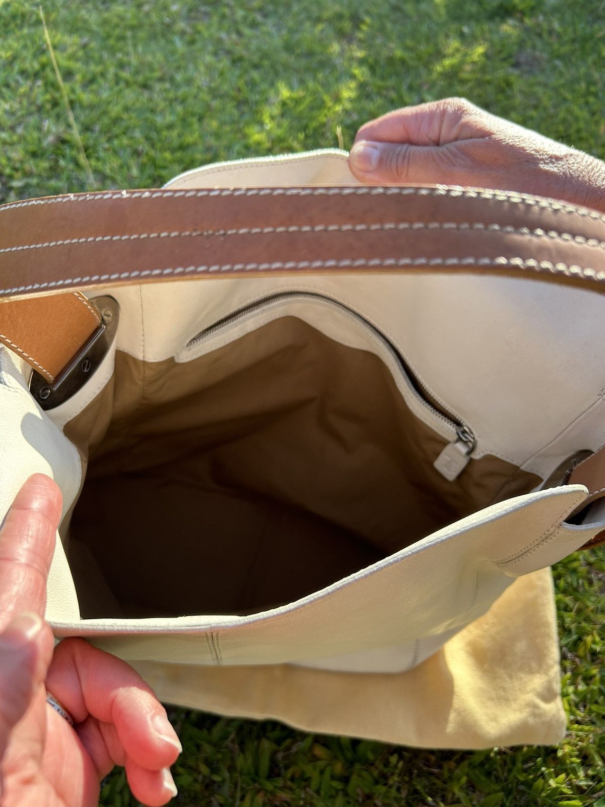 Tod's Tods Classic Shoulder Cream Bag Size ONE SIZE - 7 Thumbnail