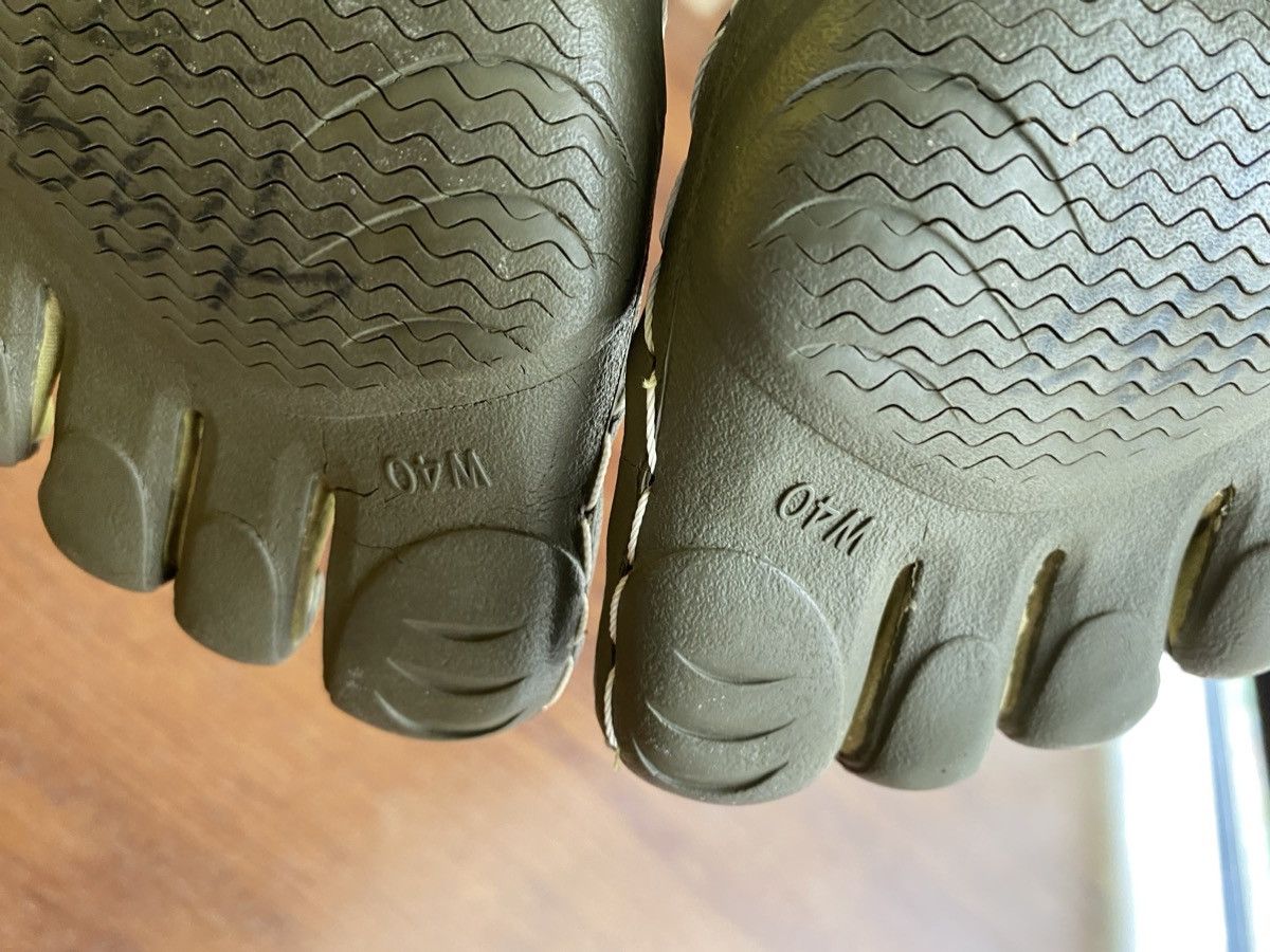 Vibram Vibram Five Fingers grey shoes Size US 10 / IT 40 - 13 Thumbnail