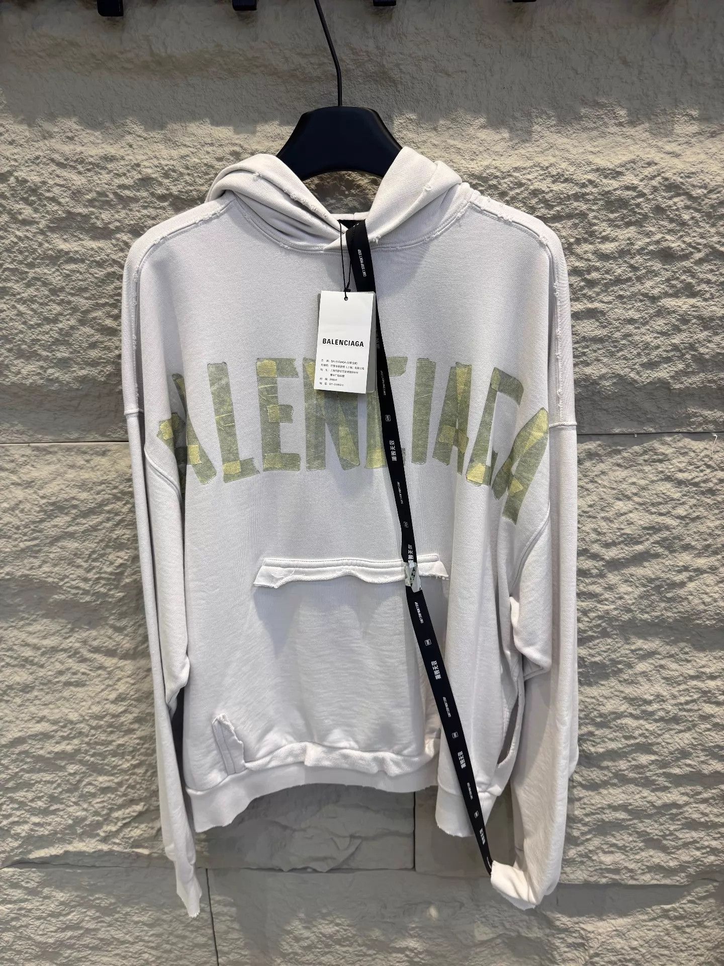 Balenciaga Balenciaga 23SS White Distressed Logo Hoodie Size US XXS / EU 40 - 1 Thumbnail