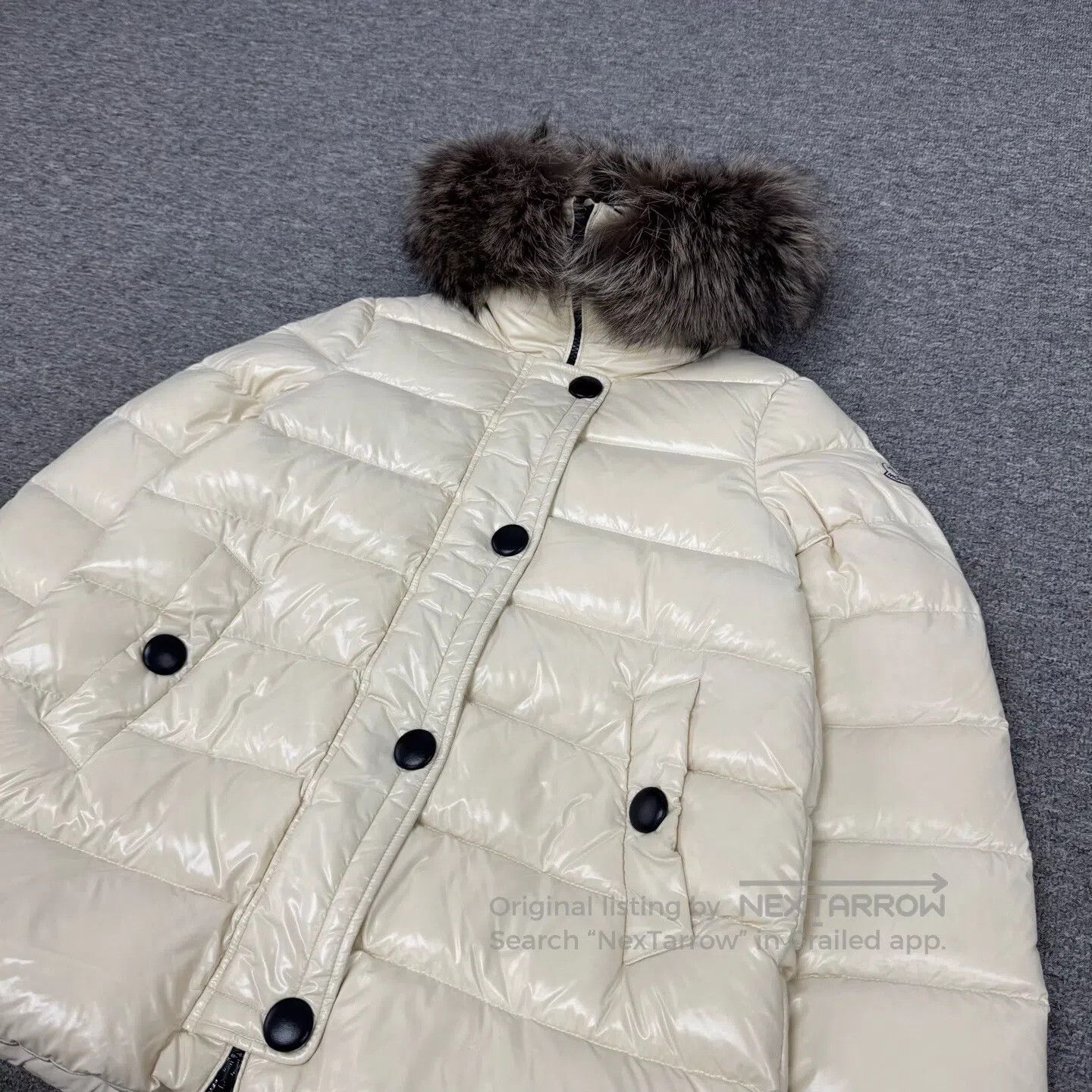 Moncler Moncler size 2 Tarier fur collar down jacket| Size M / US 6-8 / IT 42-44 - 3 Thumbnail