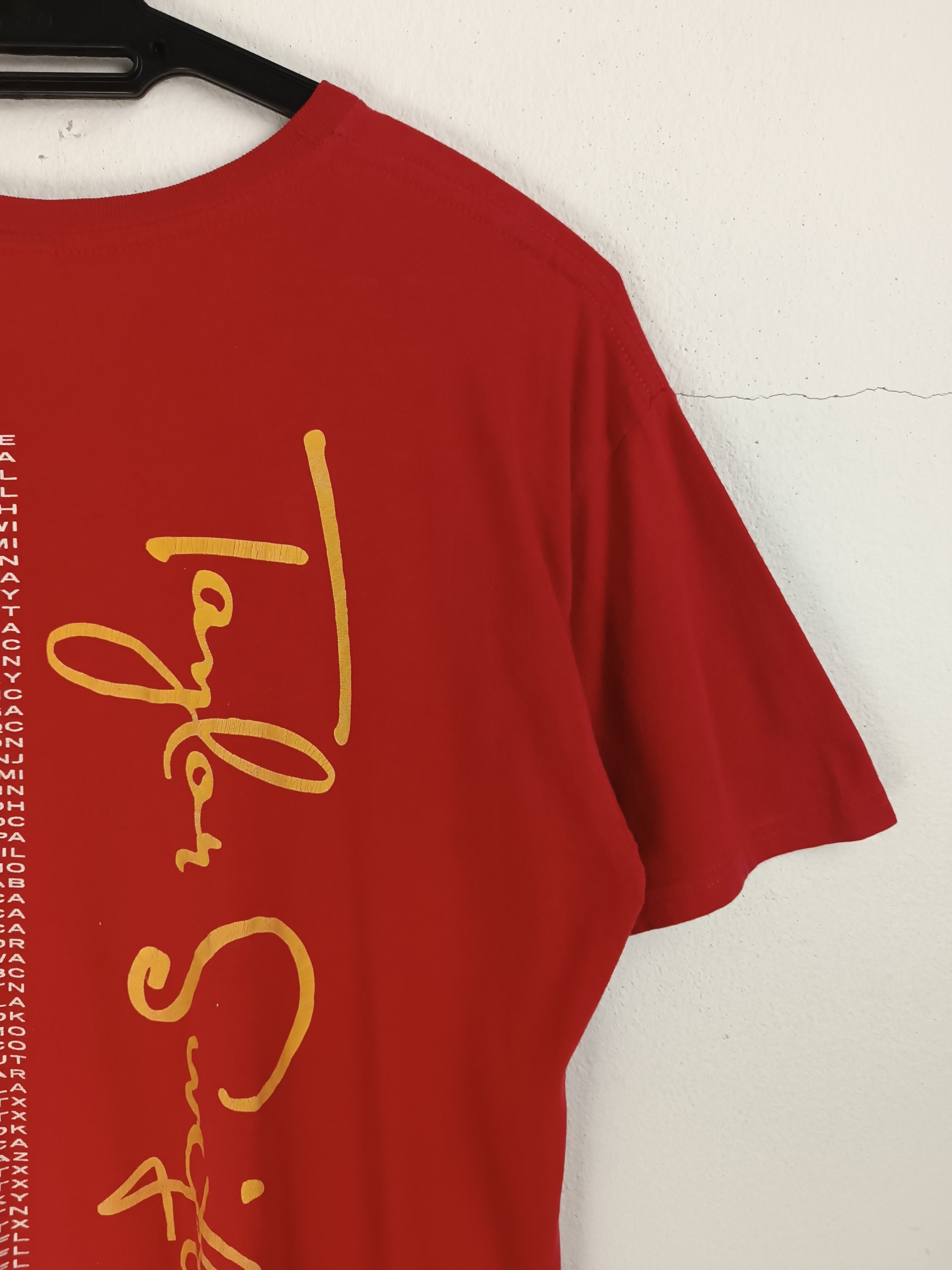 Rap Tees VINTAGE DISTRESSED TAYLOR SWIFT SPEAK NOW TOUR TEE Size US M / EU 48-50 / 2 - 15 Thumbnail