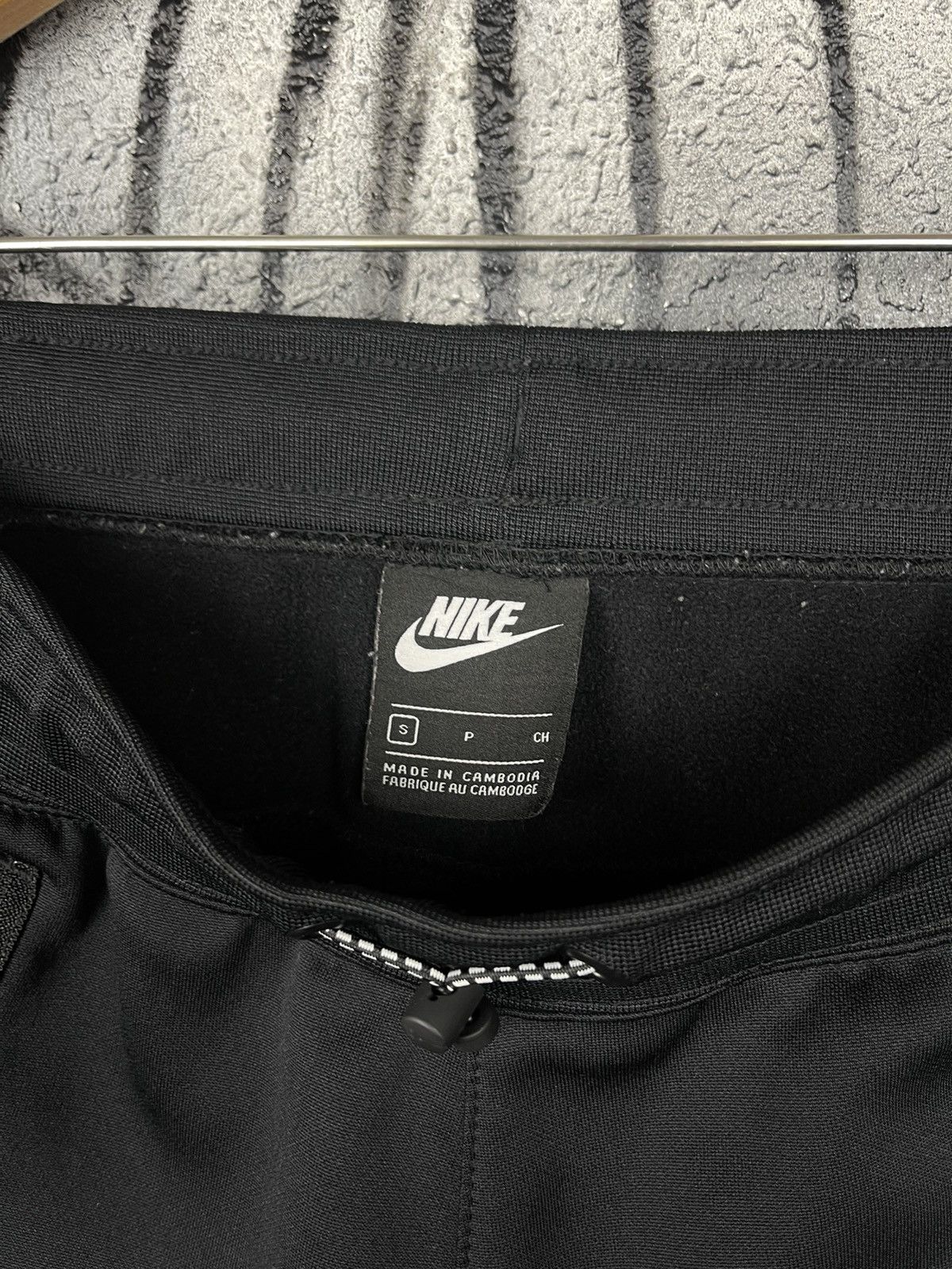 Nike Nike Air Max Black Jogger Sport Pants Men’s Size Small Size US 30 / EU 46 - 8 Thumbnail