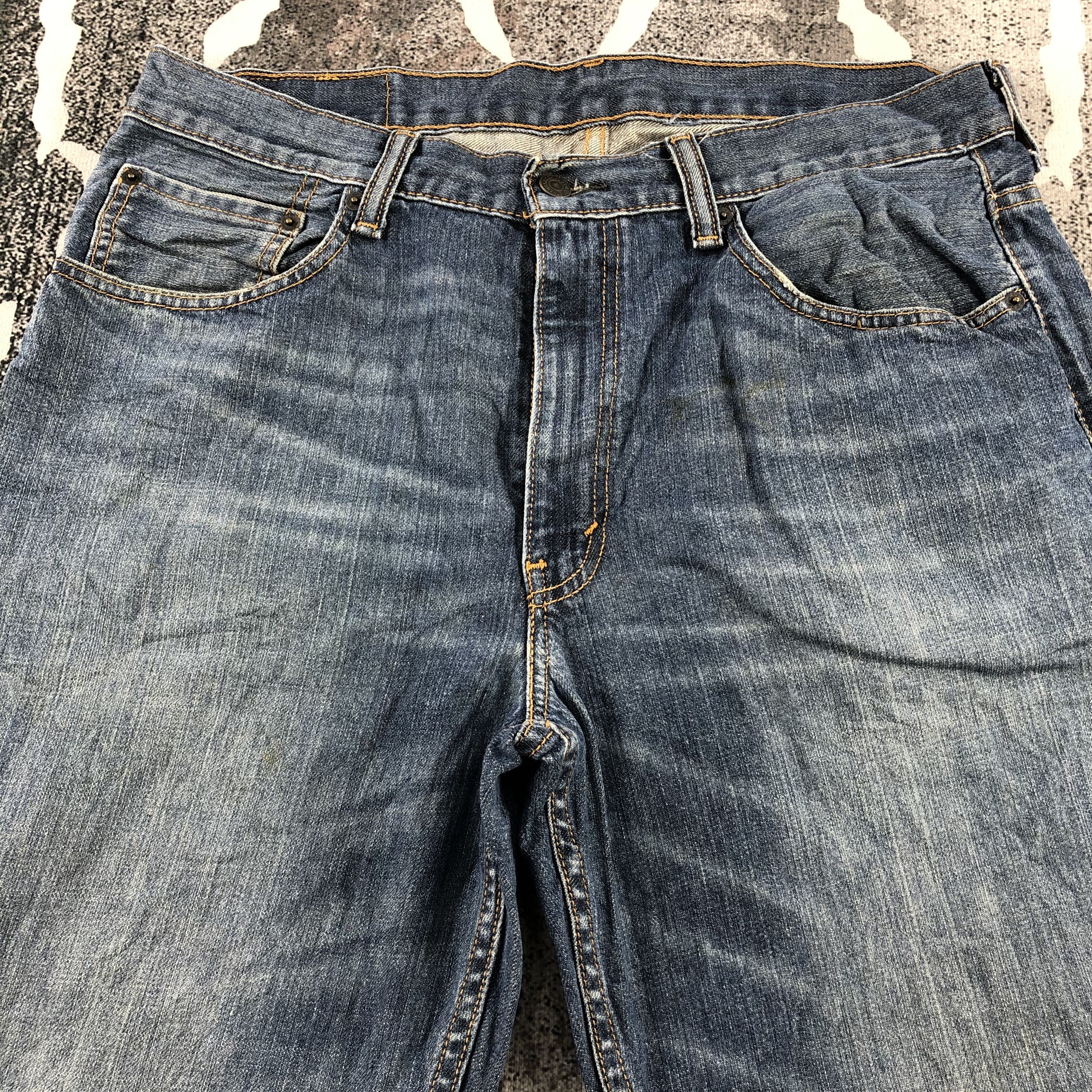 Levi's Vintage Levi's 550 Jeans Blue Wash Denim KJ913 Size US 34 / EU 50 - 3 Thumbnail
