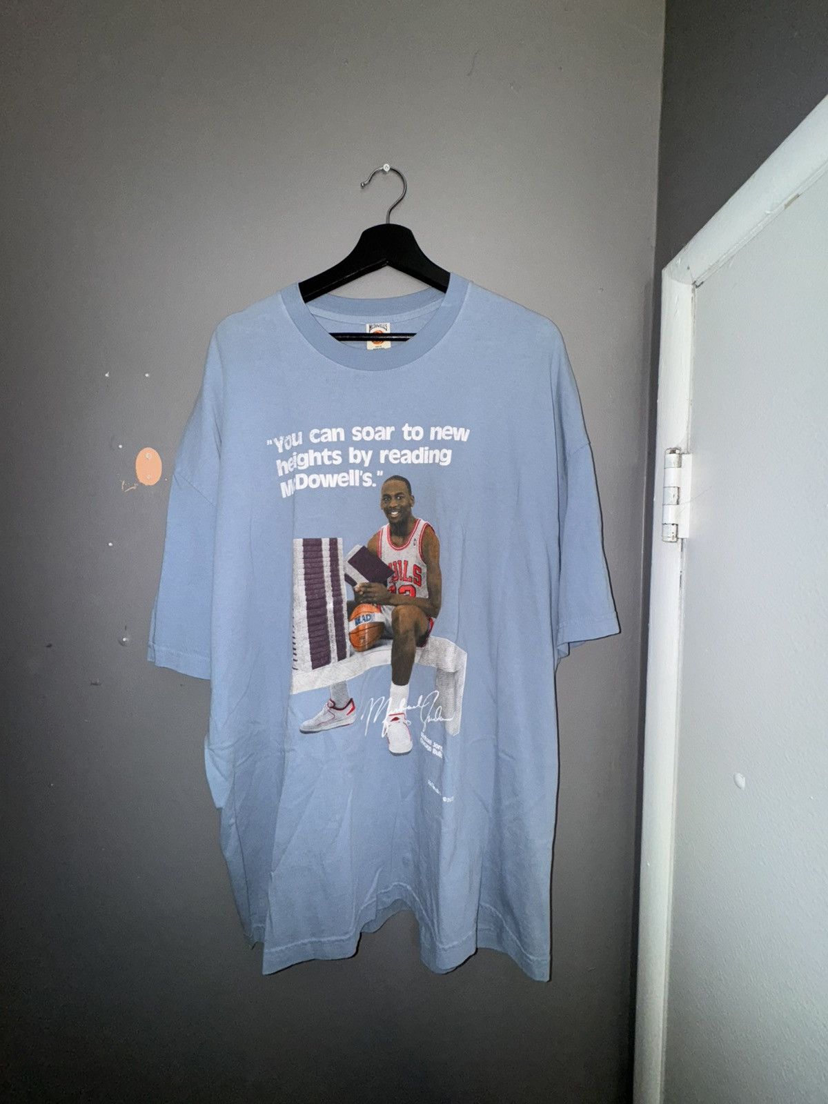 Vintage JORDAN READING TEE XL Size US XL / EU 56 / 4 - 1 Thumbnail