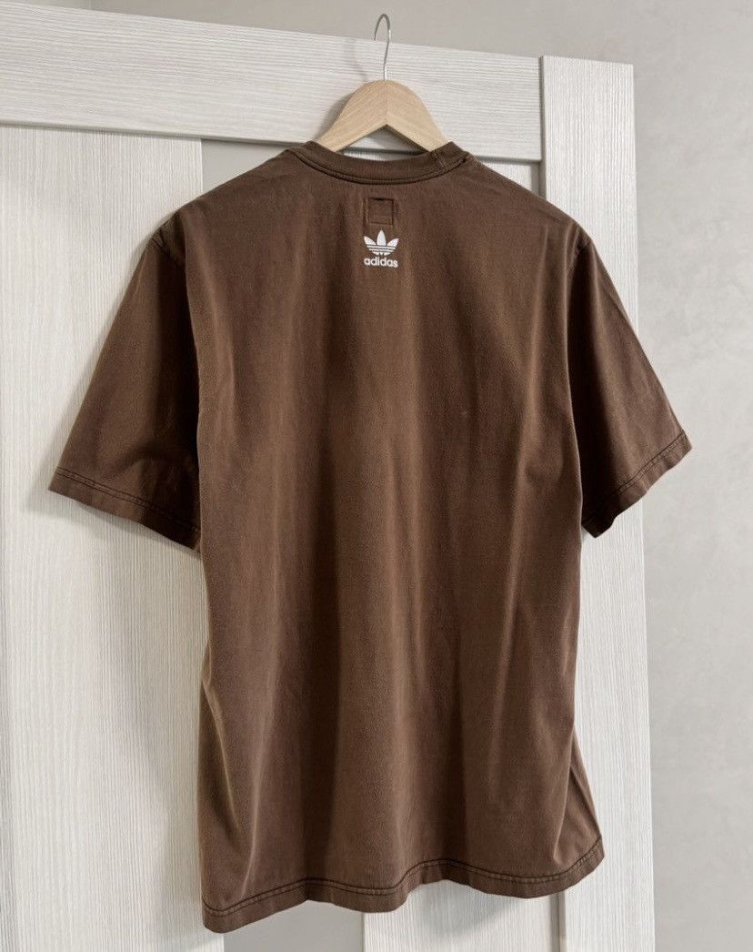 Adidas Adidas Vintage Logo T-shirt Streetwear Size US L / EU 52-54 / 3 - 5 Thumbnail