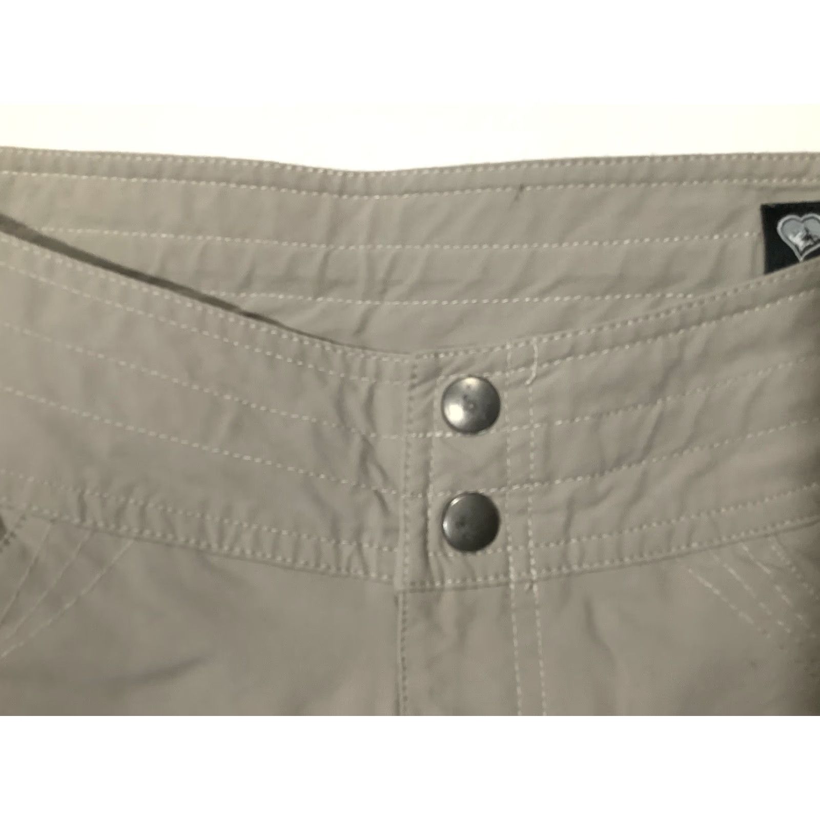 Vintage Kuhl Pants Cropped Women’s Beige Nylon 6 Drawstring Inseam 21 in Casual Hiking Size 28" / US 6 / IT 42 - 4 Thumbnail