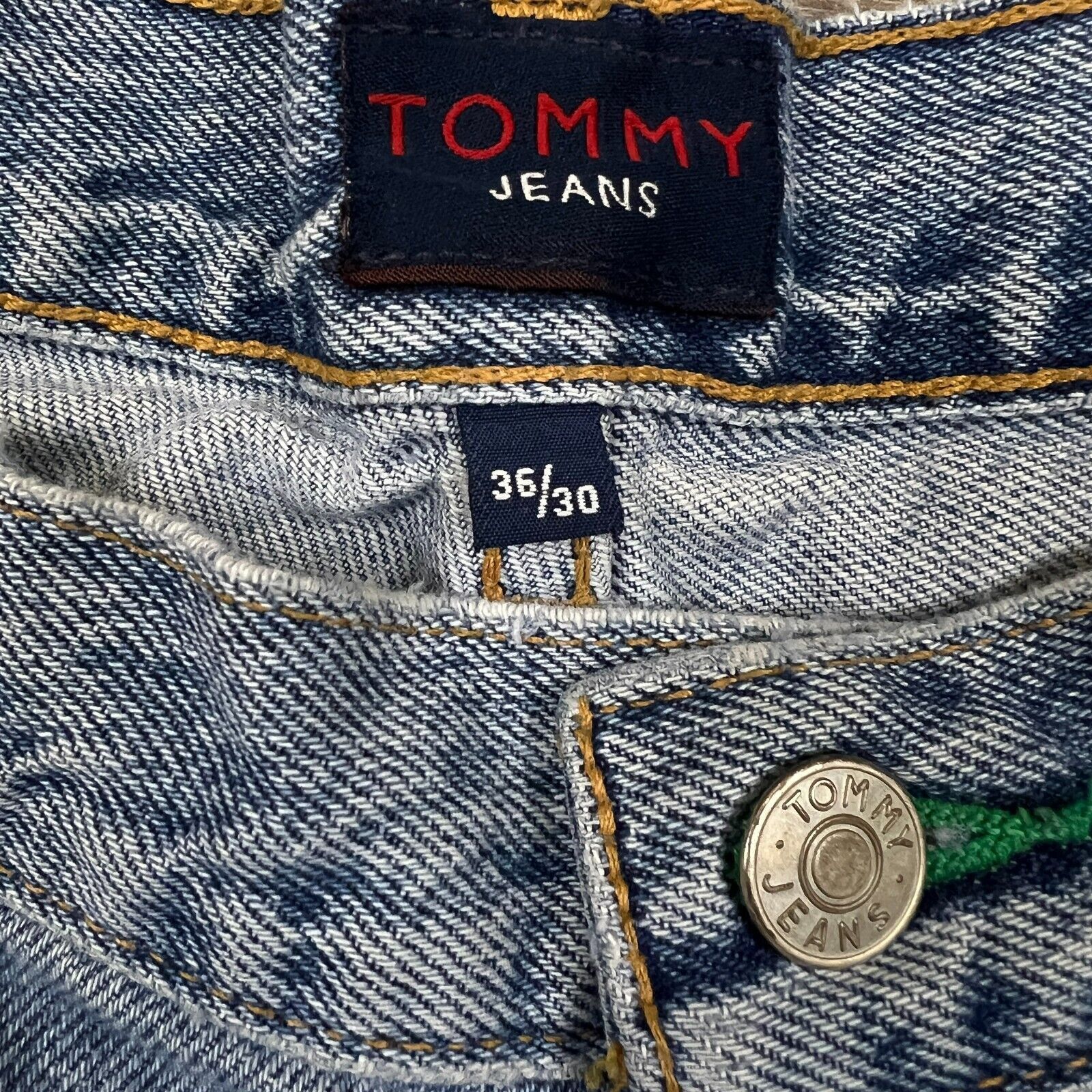 Tommy Hilfiger × Vintage Vintage Tommy Hilfiger Jeans 36x30 Tommy Jeans Baggy 90s Size US 36 / EU 52 - 9 Thumbnail
