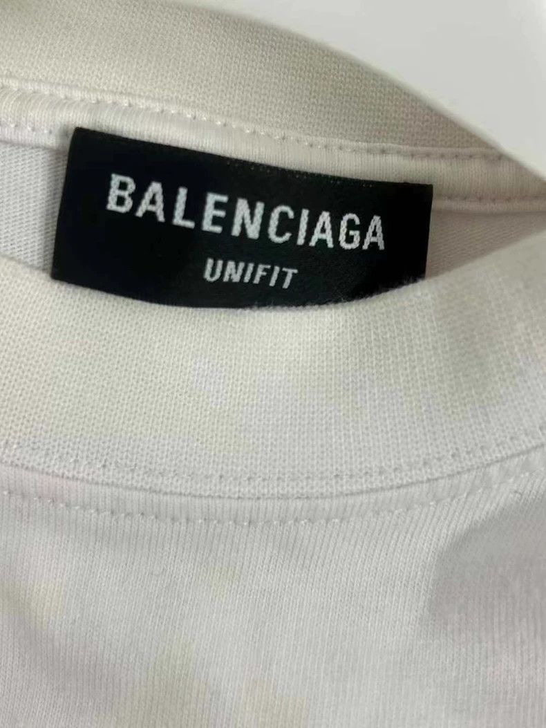 Balenciaga Balenciaga Front and back delete letter logo short sleeve Size US M / EU 48-50 / 2 - 3 Thumbnail