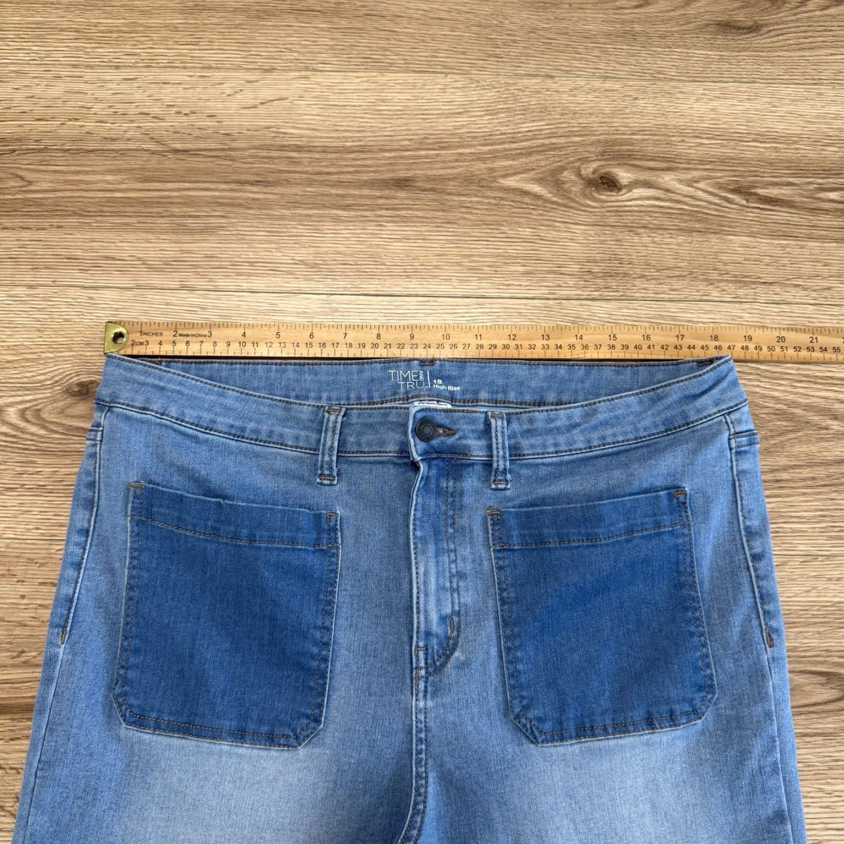 Vintage VINTAGE Time and Tru Womens Jeans Flared 18 High Rise Stretch Cotton Blend Blue 29in Inseam Size 40" / US 18 - 3 Thumbnail