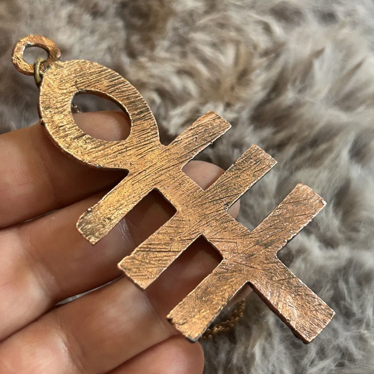 Vintage Vintage solid copper papal cross pendant on chain necklace Size ONE SIZE - 7 Thumbnail