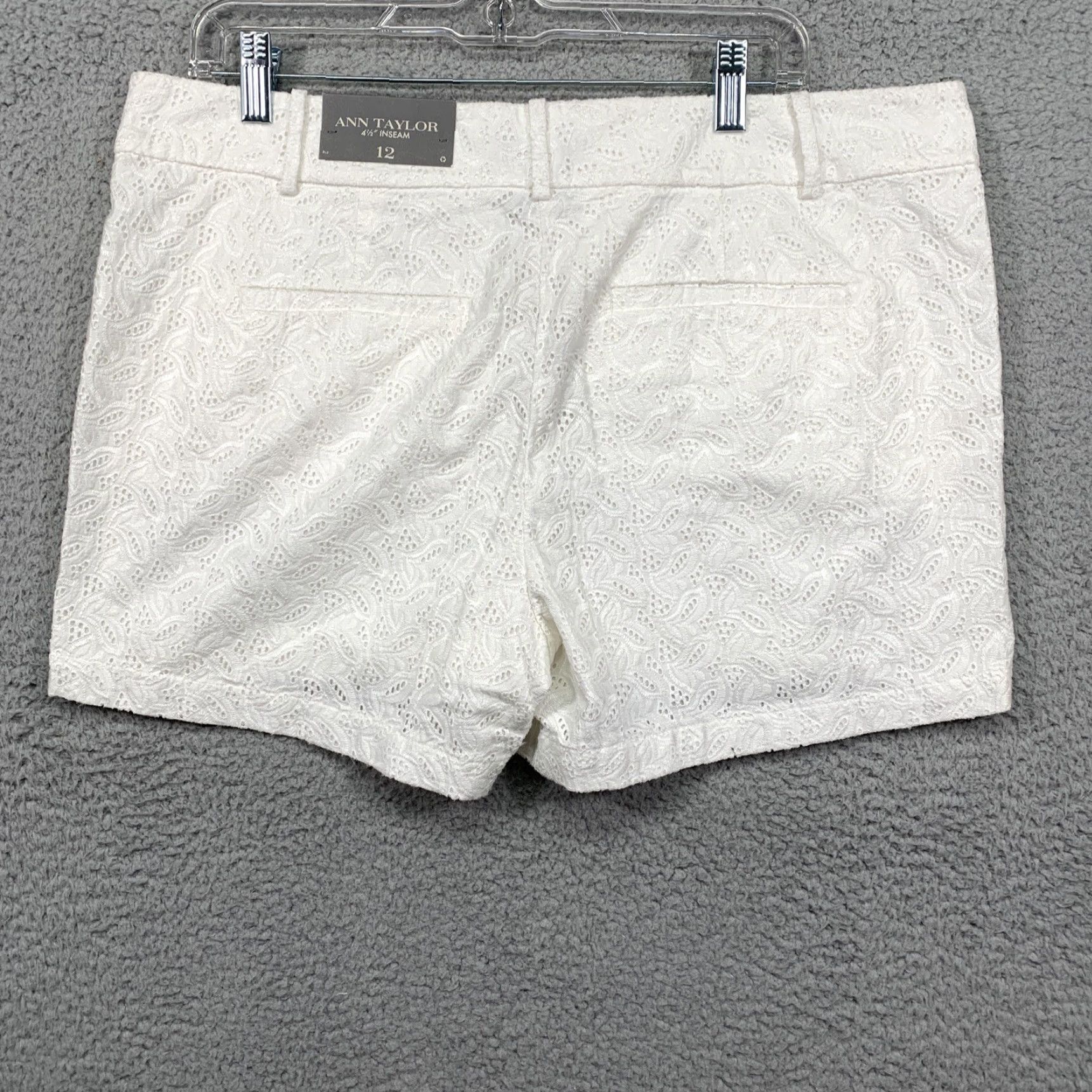 Ann Taylor Ann Taylor Womens Boyfriend Shorts Size 12 White 4 1/2" Inseam NEW Size 34" / US 12 / IT 48 - 4 Thumbnail