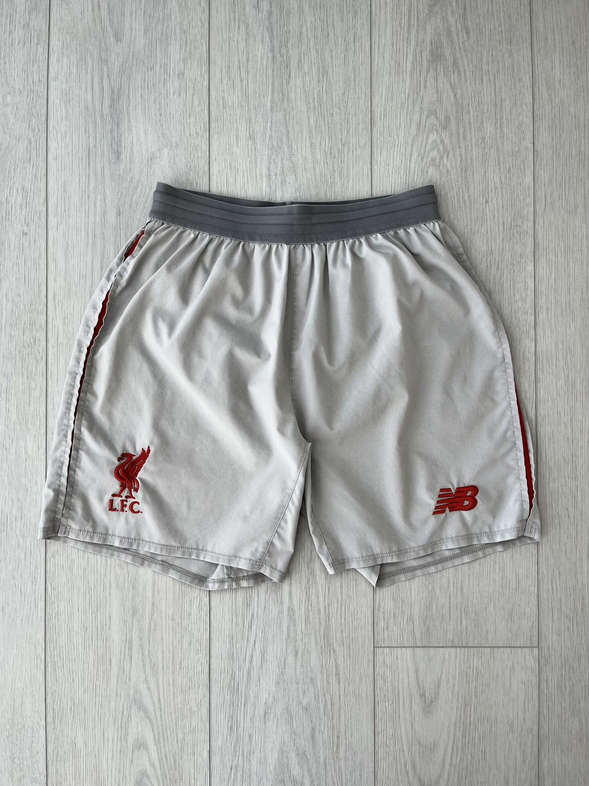 New Balance New Balance FC Liverpool Soccer Shorts Size US 30 / EU 46 - 1 Thumbnail