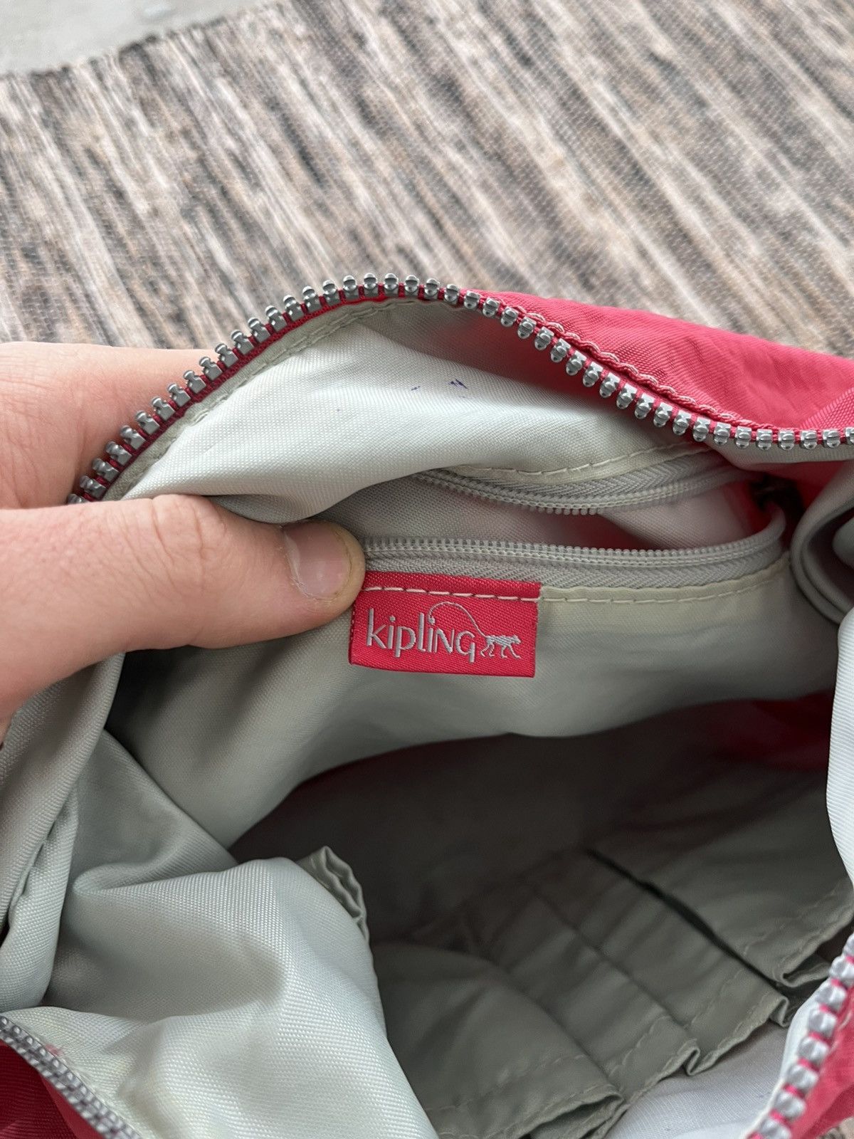 Japanese Brand Vintage Kipling Pink Shoulder Bag Y2K Avantgarde messenger Size ONE SIZE - 15 Thumbnail