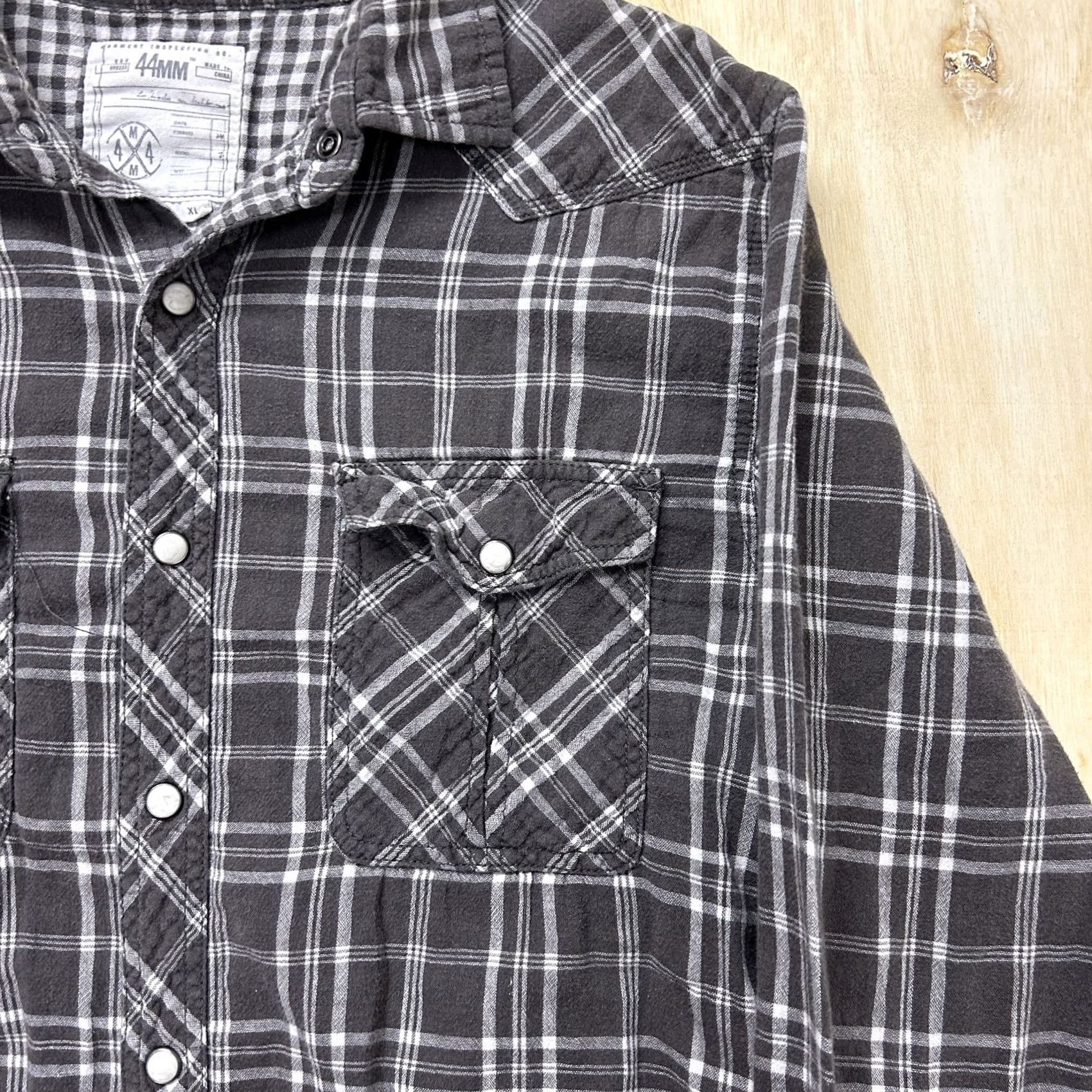 Vintage Y2K 44MM Flannel Shirt Mens Medium Gray Plaid Long Sleeve Snap Button Up Western Size US M / EU 48-50 / 2 - 2 Thumbnail