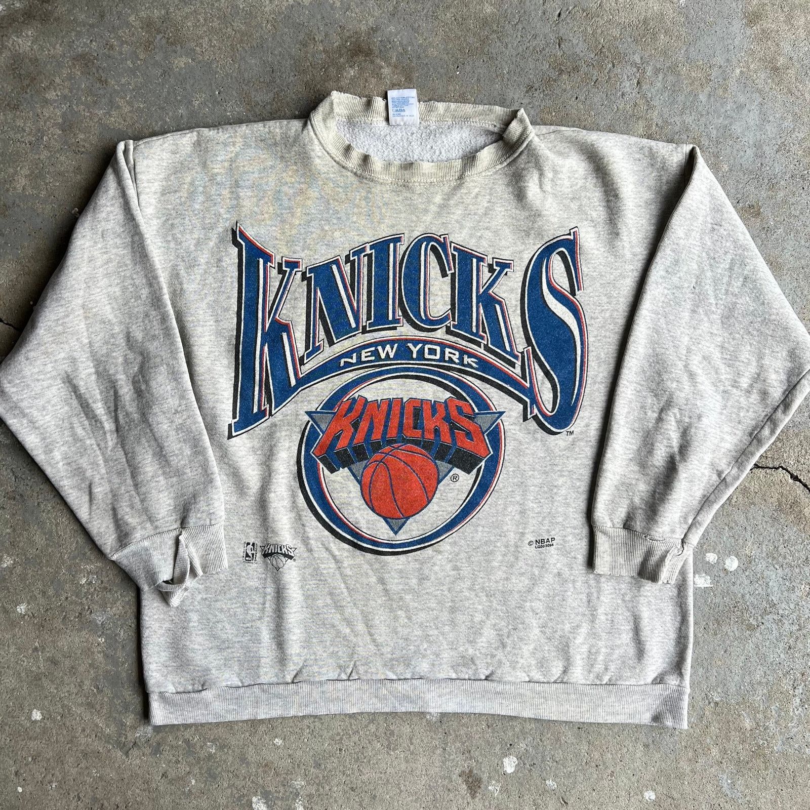 Lee × NBA × Vintage Vintage 90s New York KNICKS NBA Crewneck